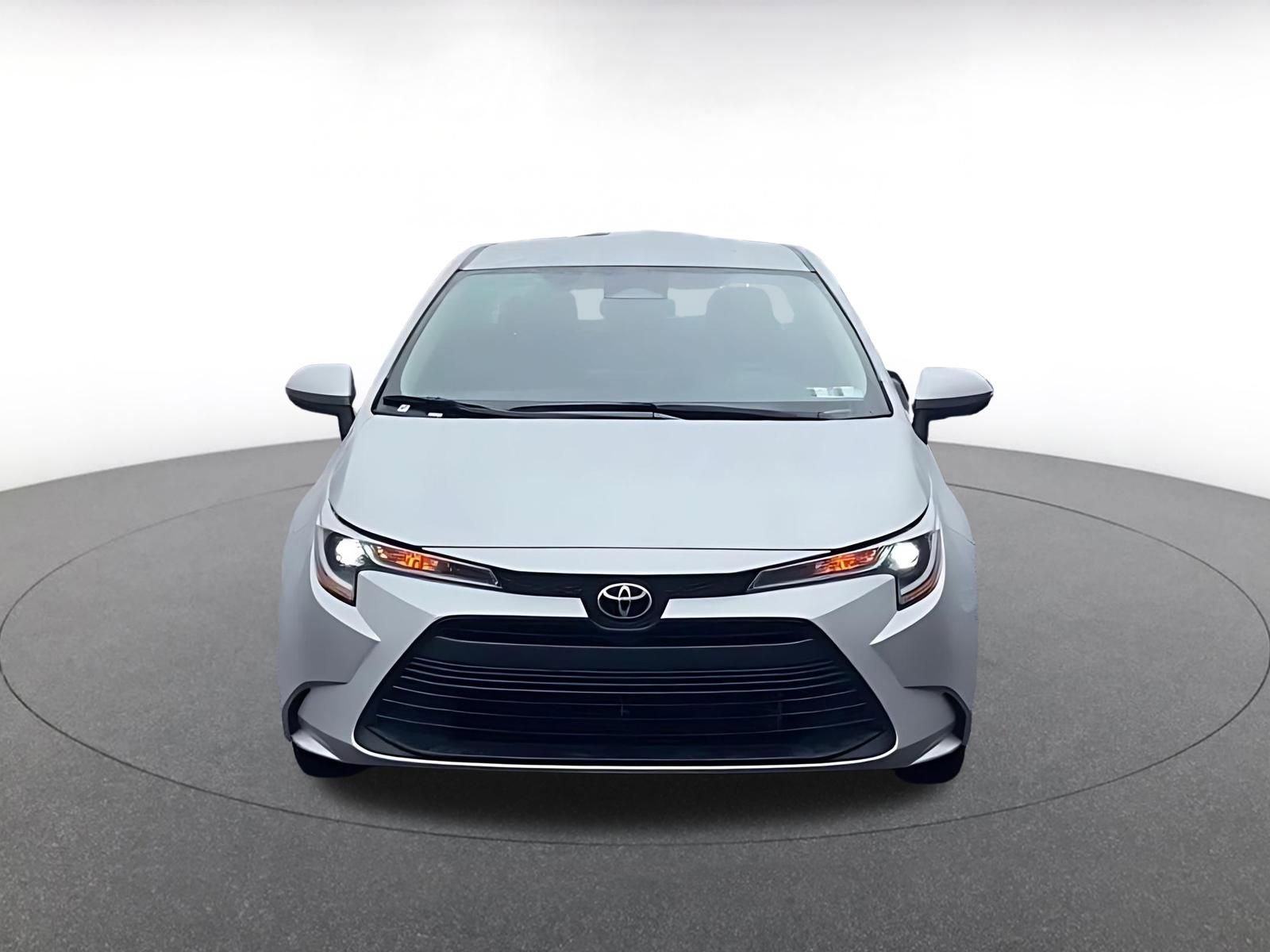 Thumbnail: 2025 Toyota Corolla - 4
