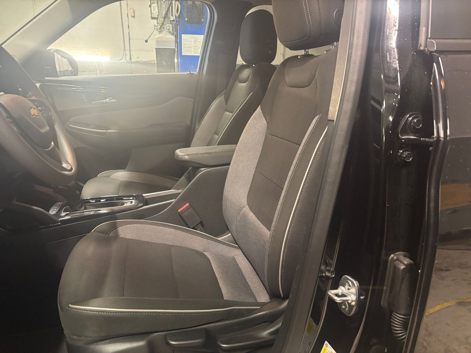 Thumbnail: 2025 Chevrolet TrailBlazer - 35