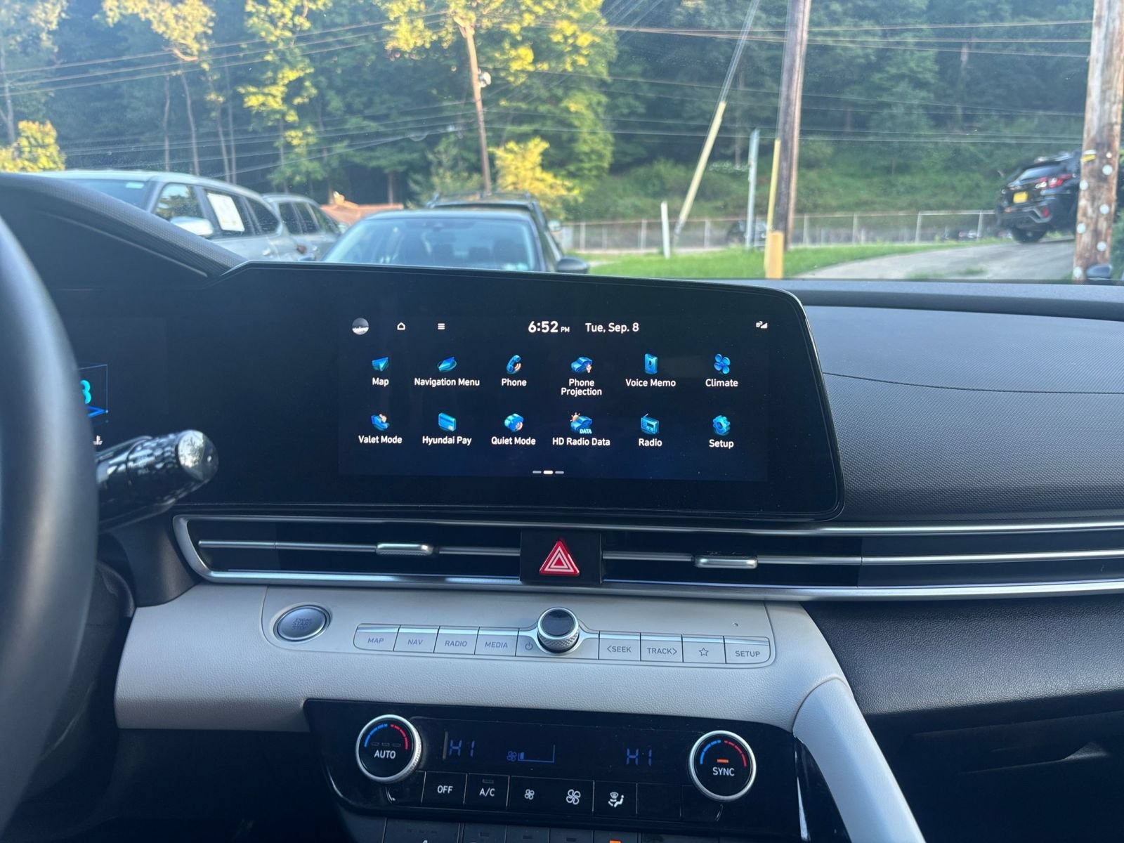 Thumbnail: 2025 Hyundai Elantra - 20