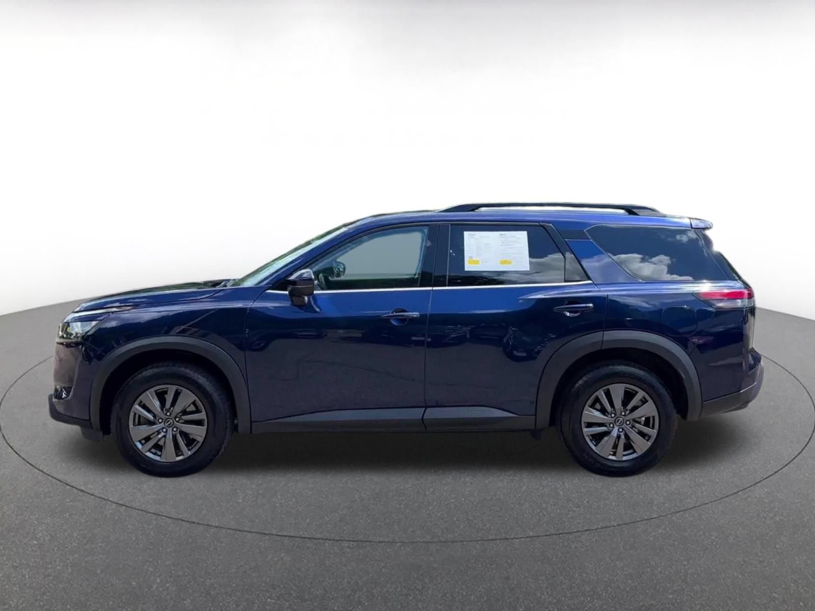 Thumbnail: 2025 Nissan Pathfinder - 9