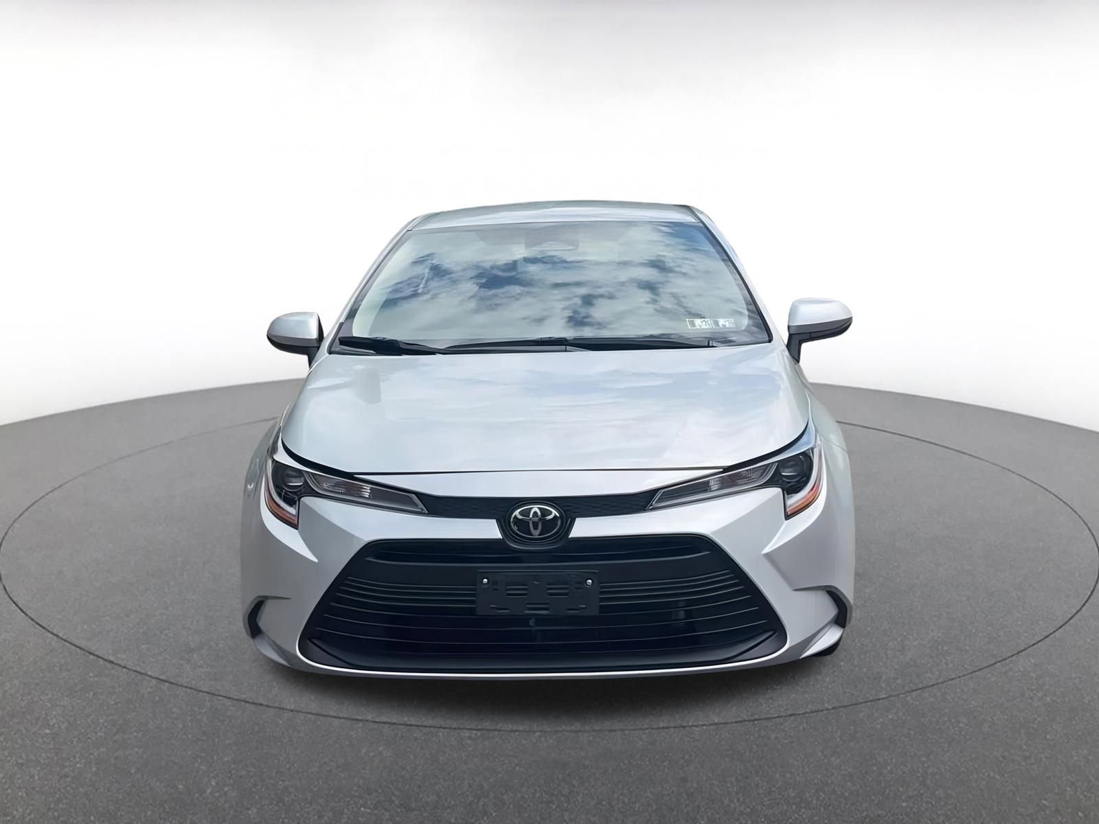 Thumbnail: 2024 Toyota Corolla - 4