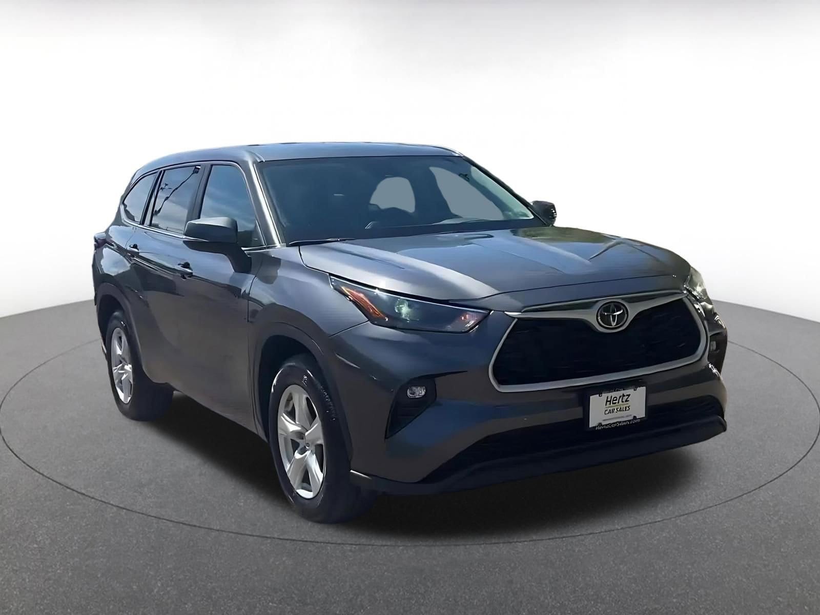 Thumbnail: 2025 Toyota Highlander - 3