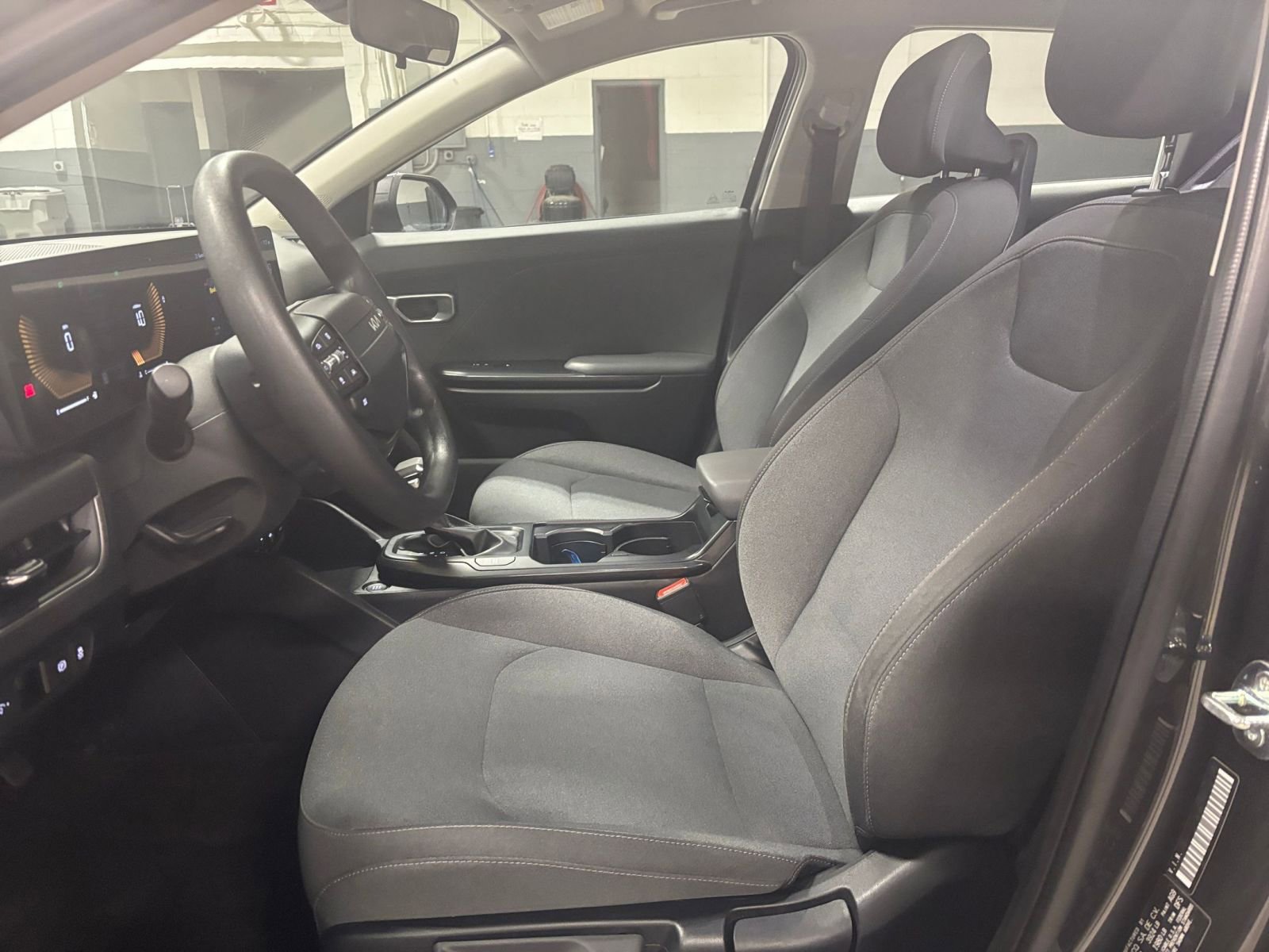 Thumbnail: 2025 Kia K4 - 35