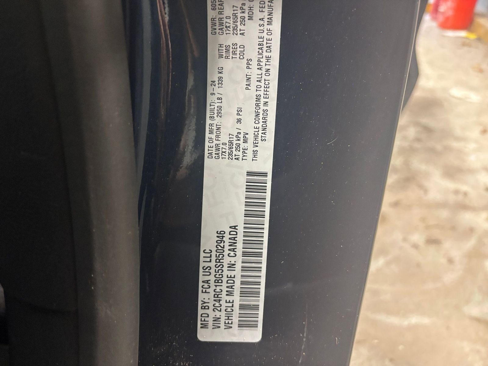 Thumbnail: 2025 Chrysler Pacifica - 30