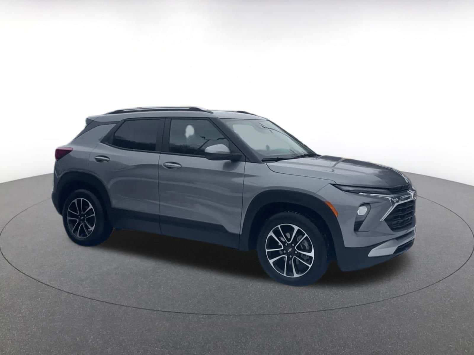 Thumbnail: 2025 Chevrolet TrailBlazer - 2