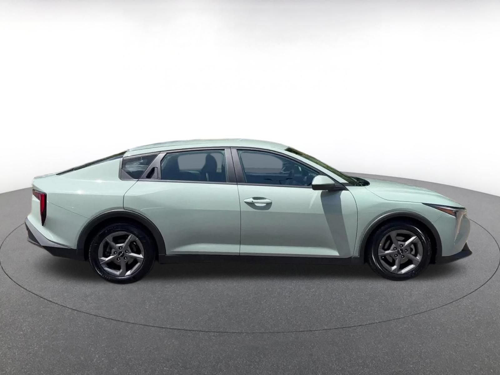 Thumbnail: 2025 Kia K4 - 16