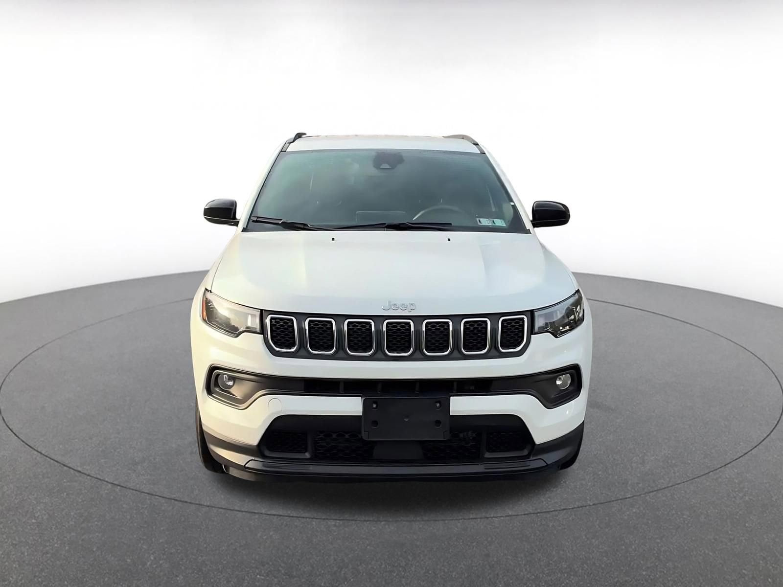 Thumbnail: 2023 Jeep Compass - 4