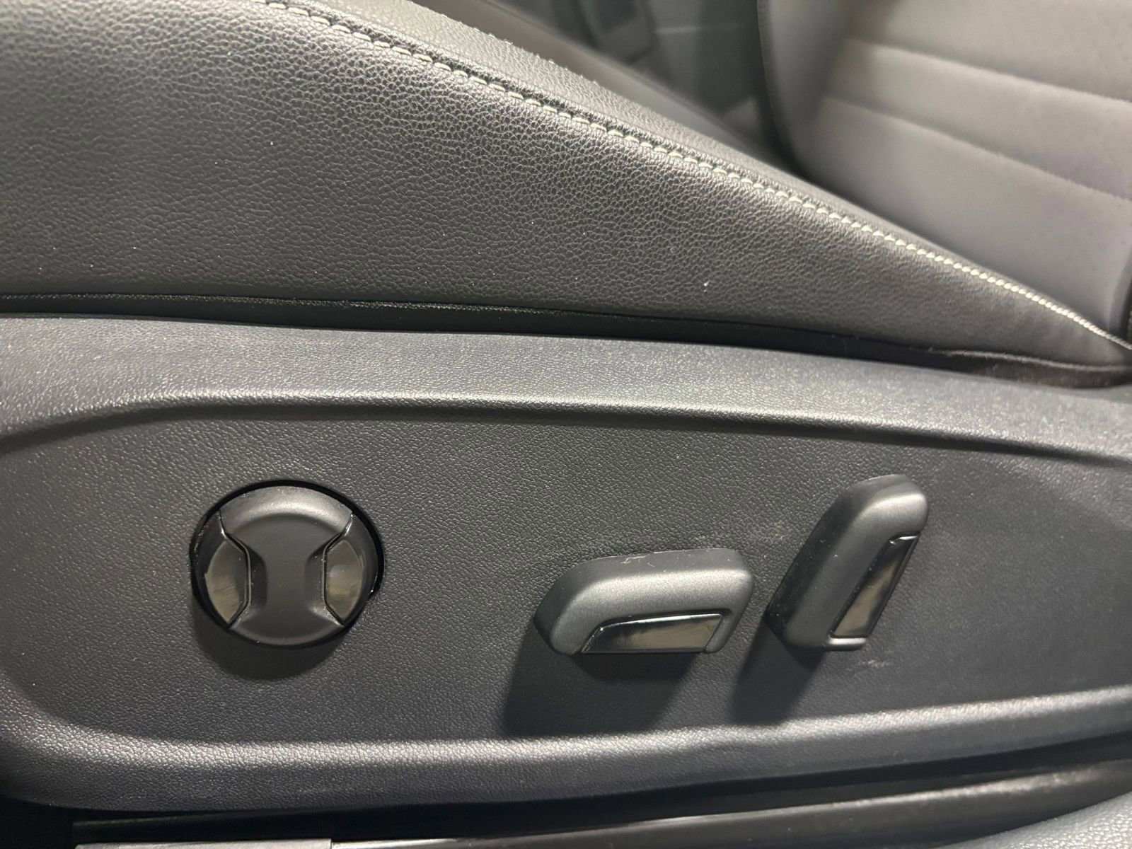 Thumbnail: 2025 Volkswagen Jetta - 23