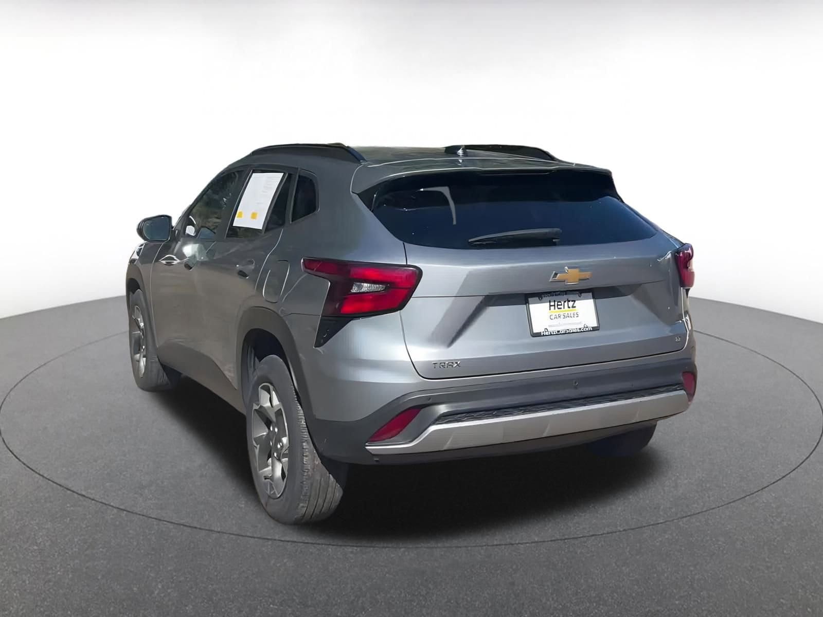 Thumbnail: 2024 Chevrolet Trax - 11