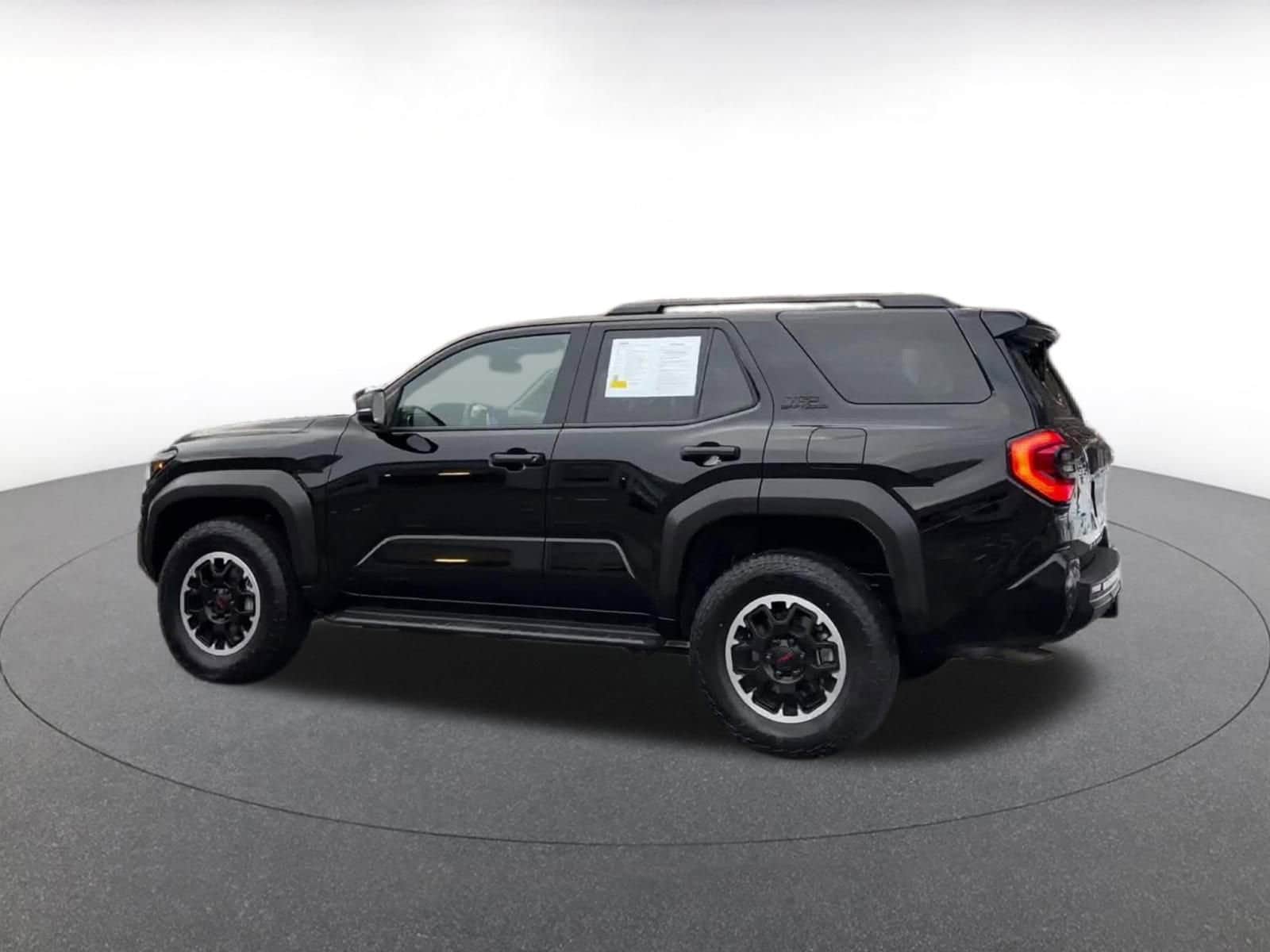 Thumbnail: 2025 Toyota 4Runner - 10