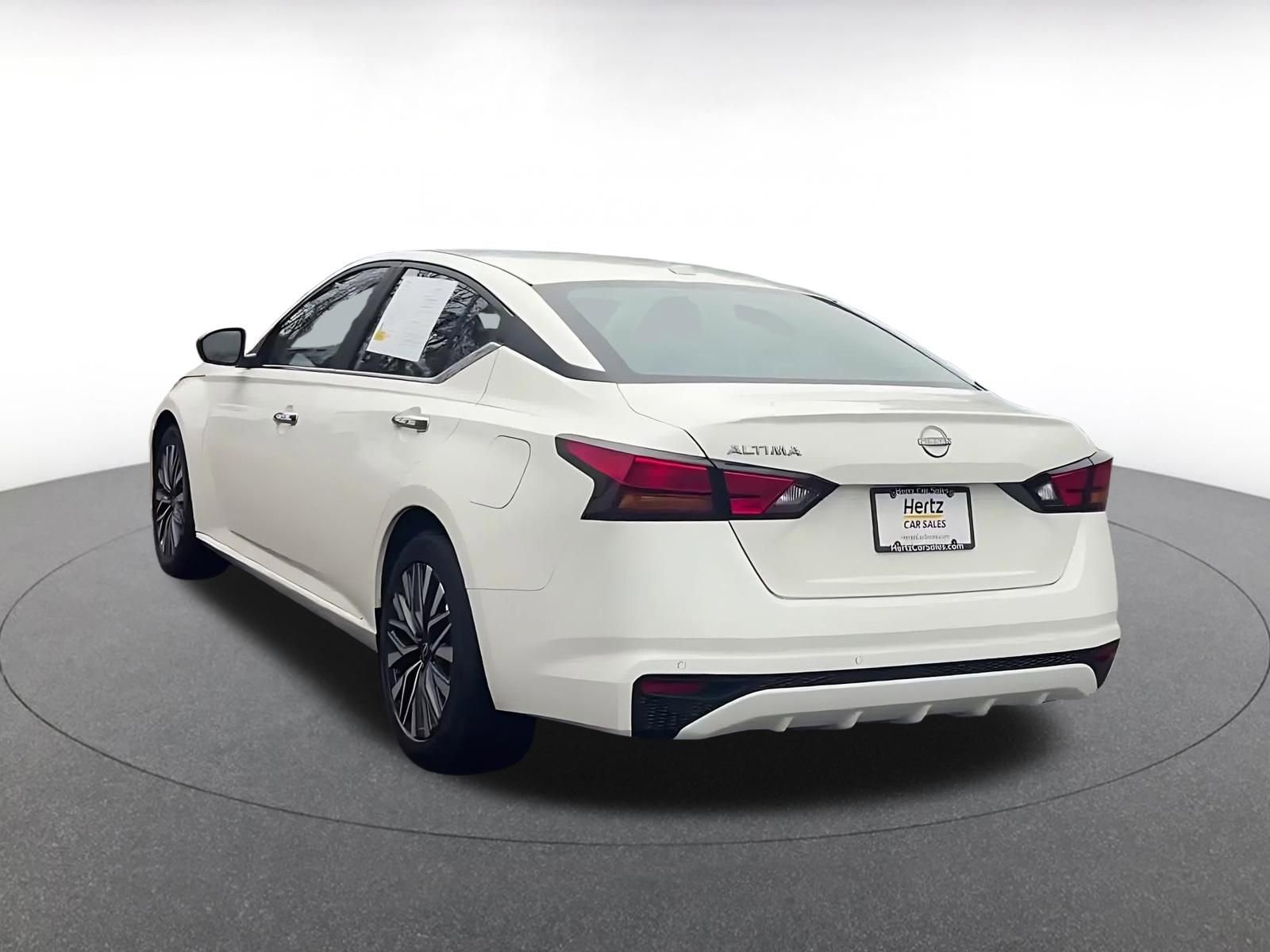 Thumbnail: 2025 Nissan Altima - 11