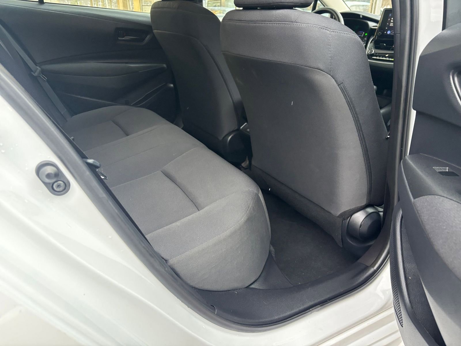 Thumbnail: 2025 Toyota Corolla - 25