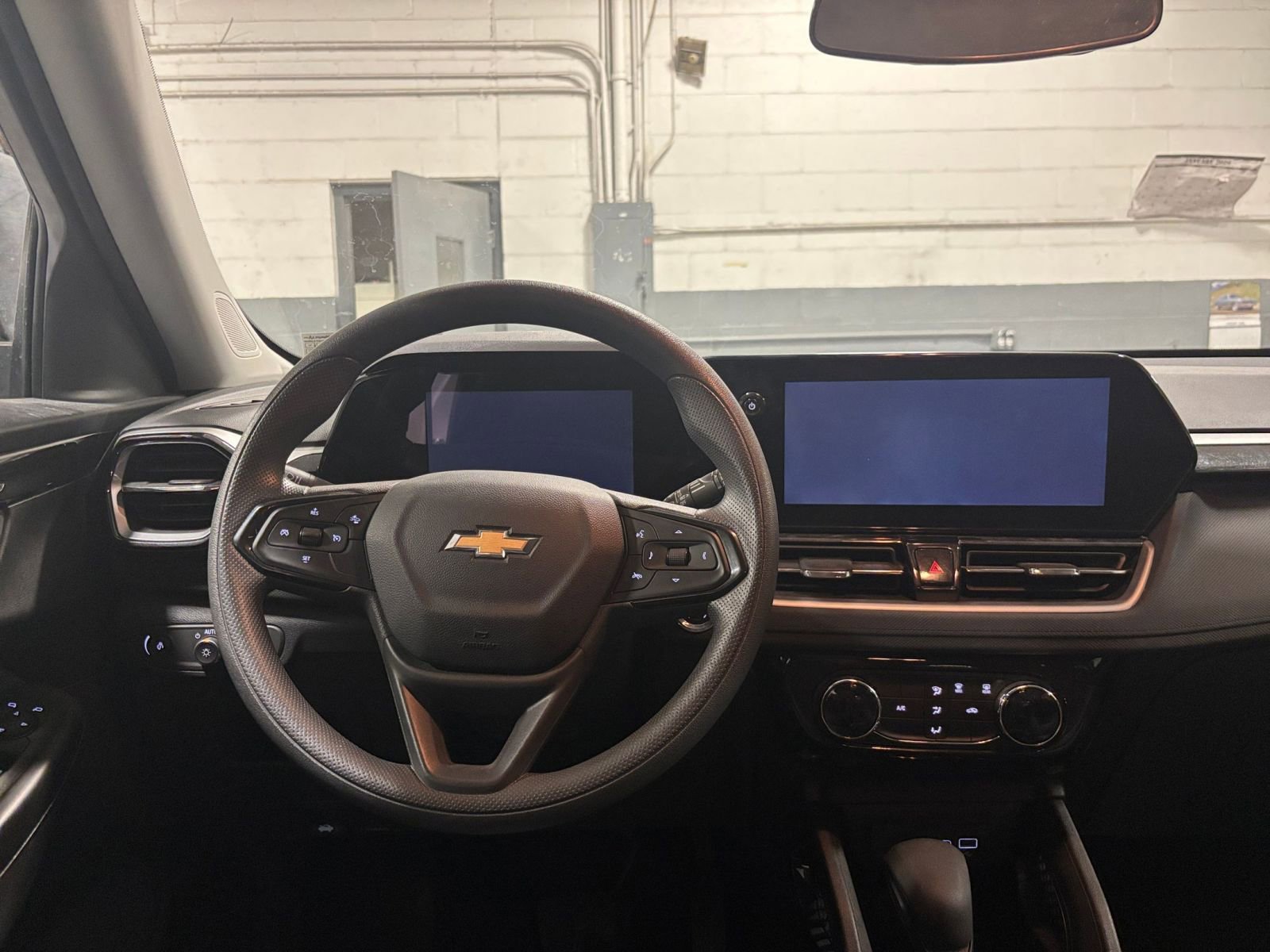 Thumbnail: 2025 Chevrolet TrailBlazer - 33