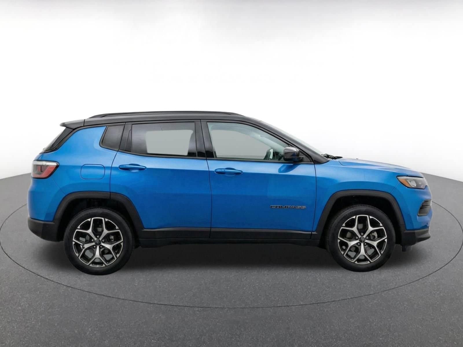 Thumbnail: 2025 Jeep Compass - 14