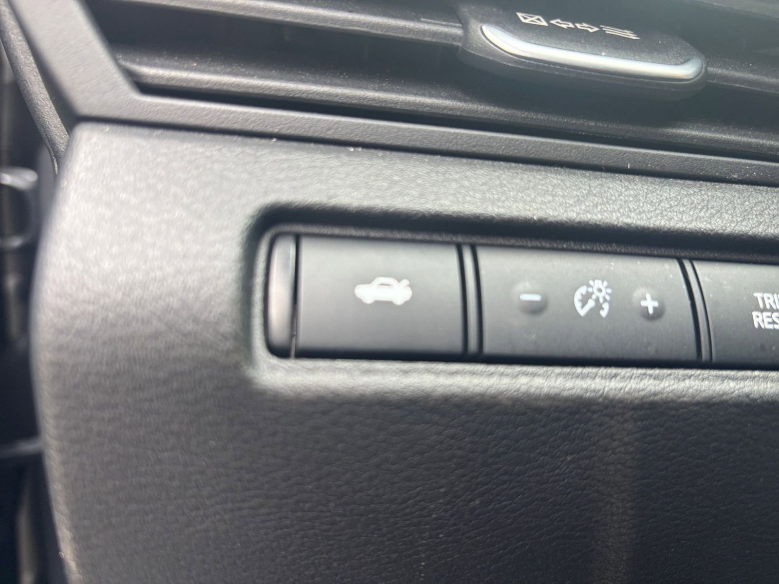 Thumbnail: 2025 Nissan Altima - 23