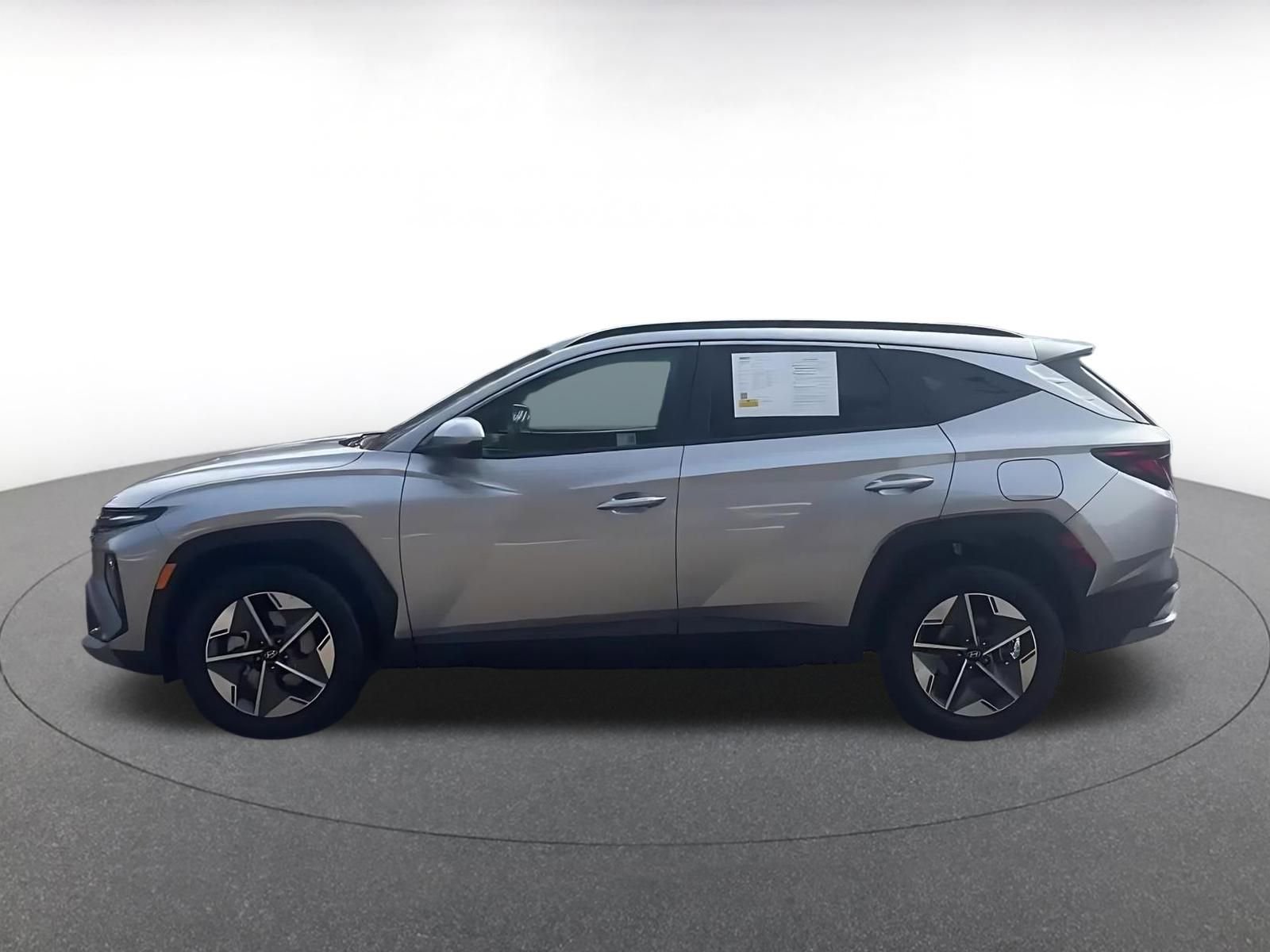 Thumbnail: 2025 Hyundai Tucson - 9