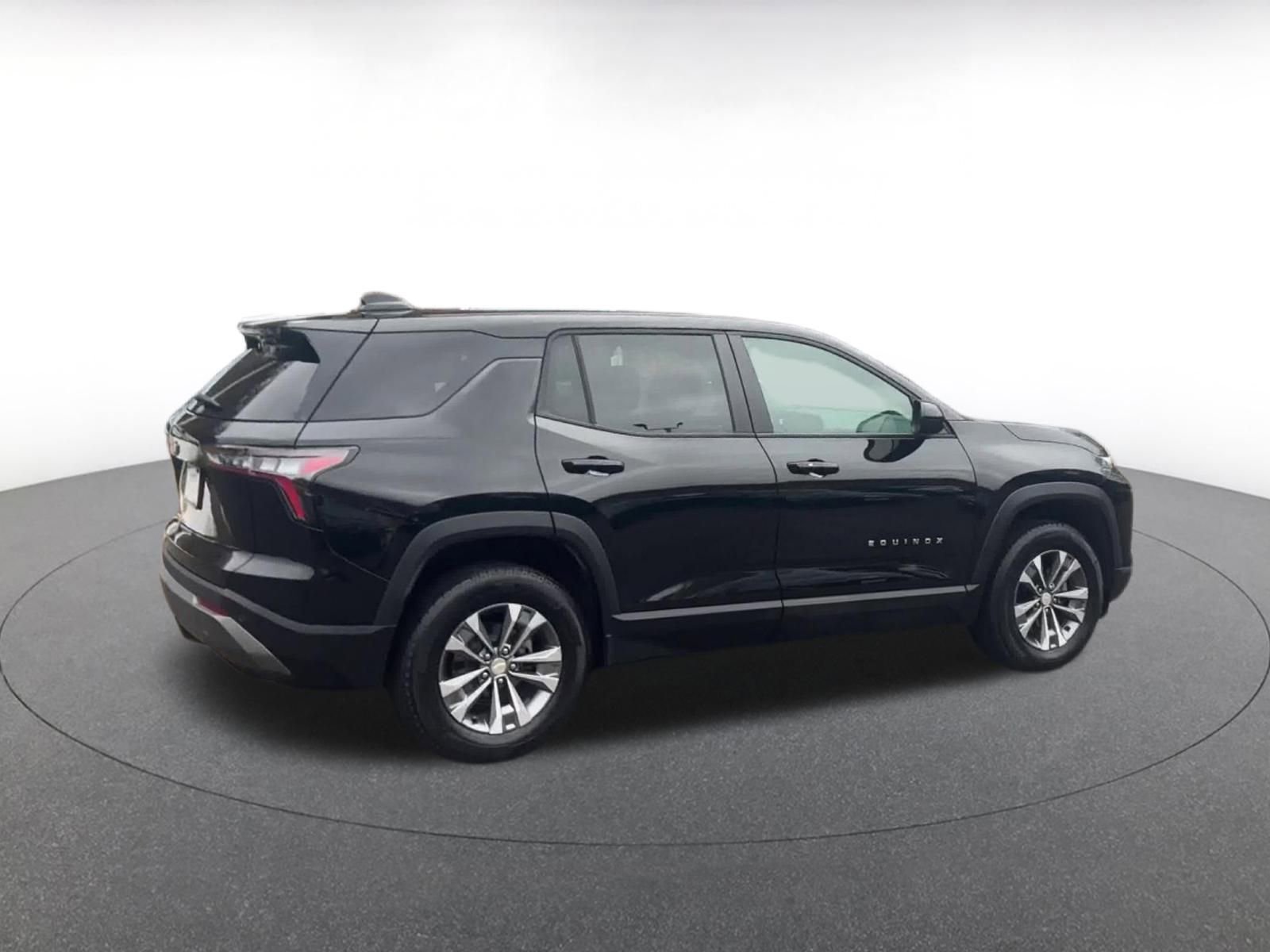 Thumbnail: 2025 Chevrolet Equinox - 14