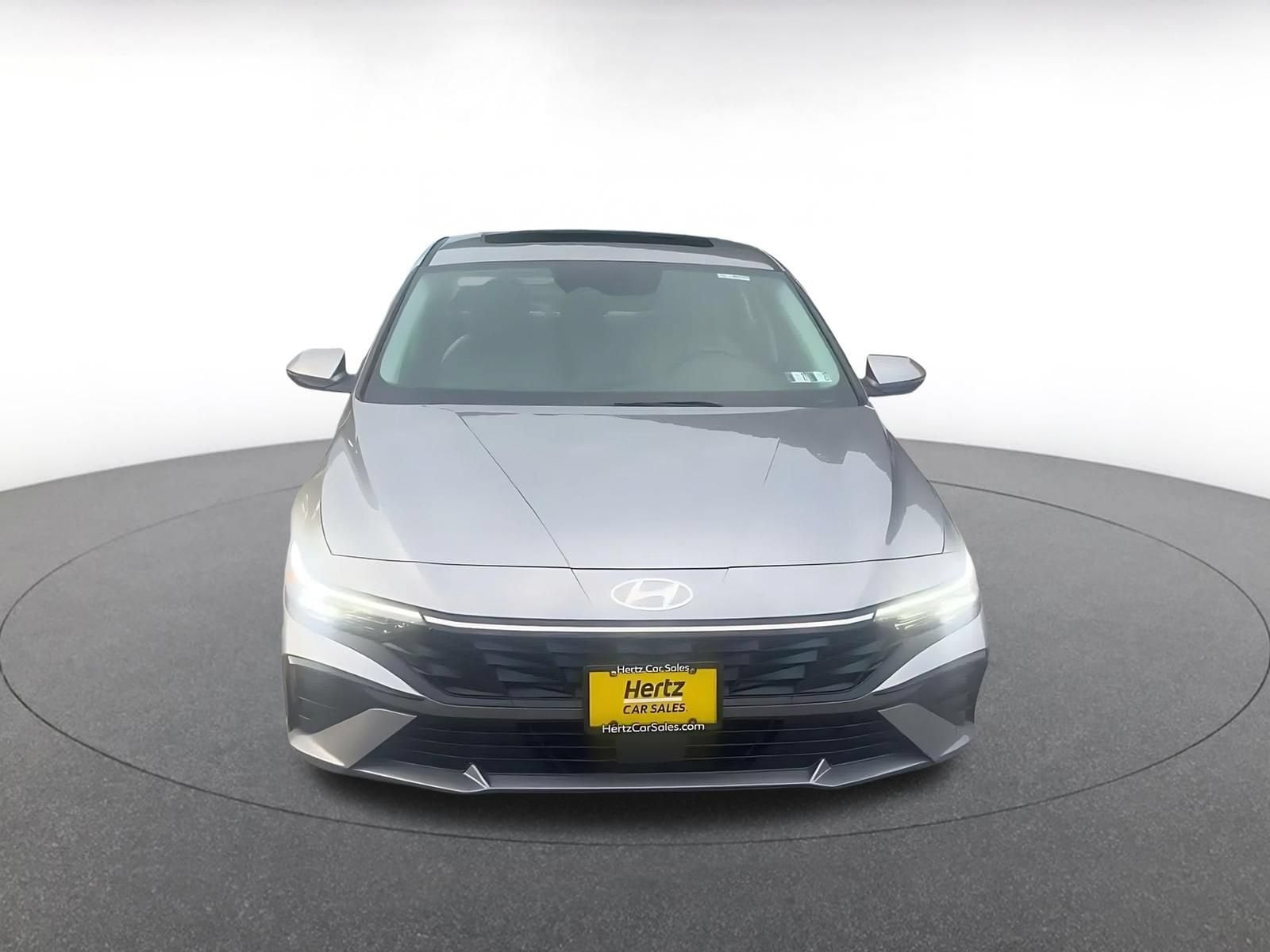 Thumbnail: 2025 Hyundai Elantra - 4