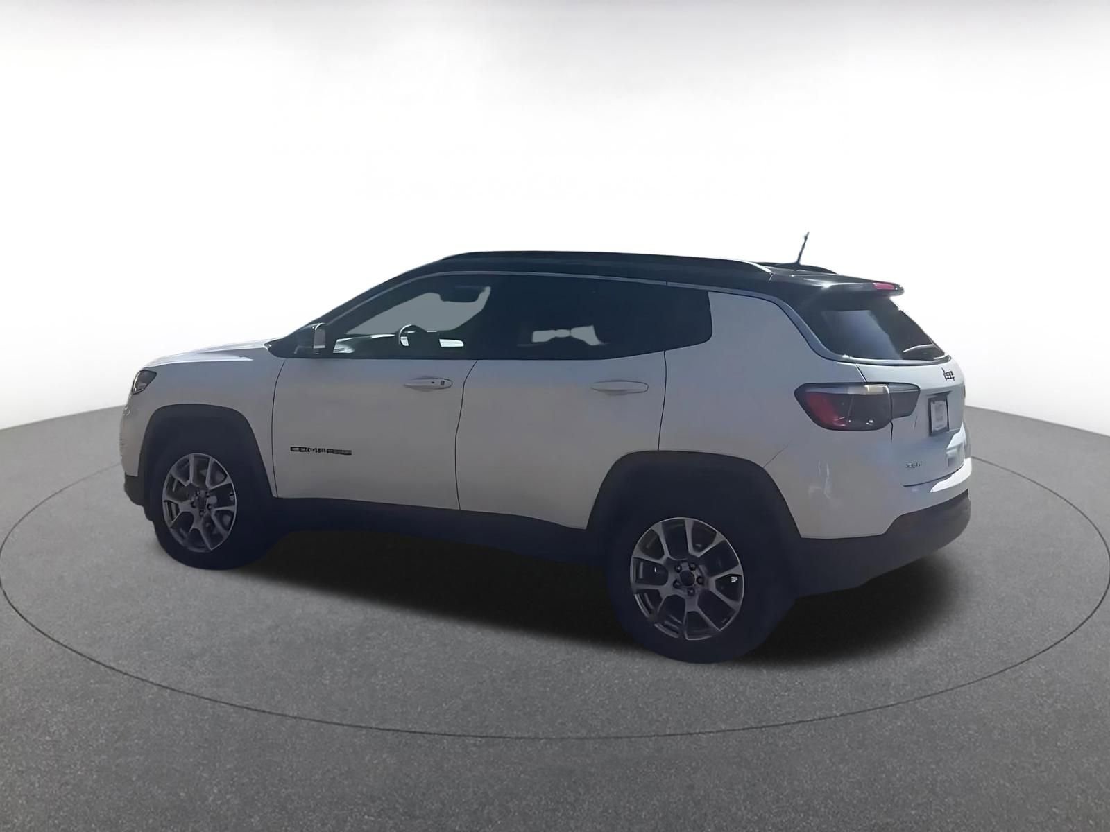 Thumbnail: 2025 Jeep Compass - 10