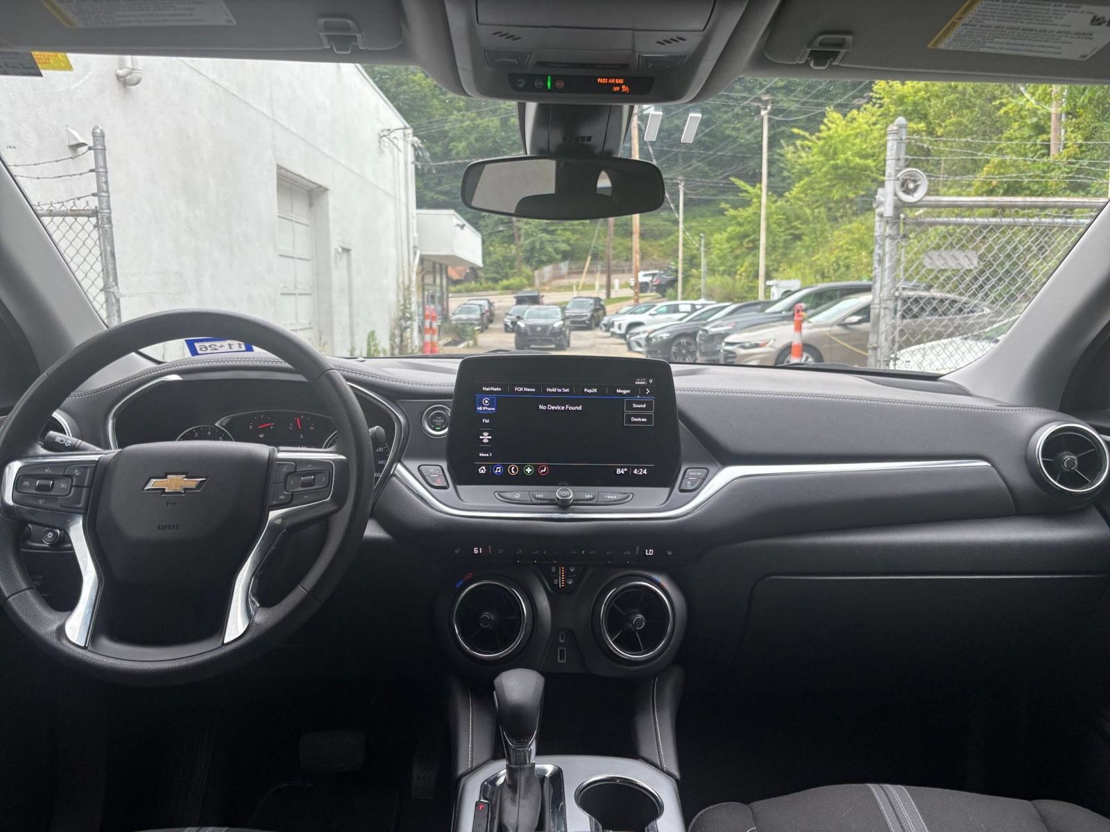 Thumbnail: 2025 Chevrolet Blazer - 33