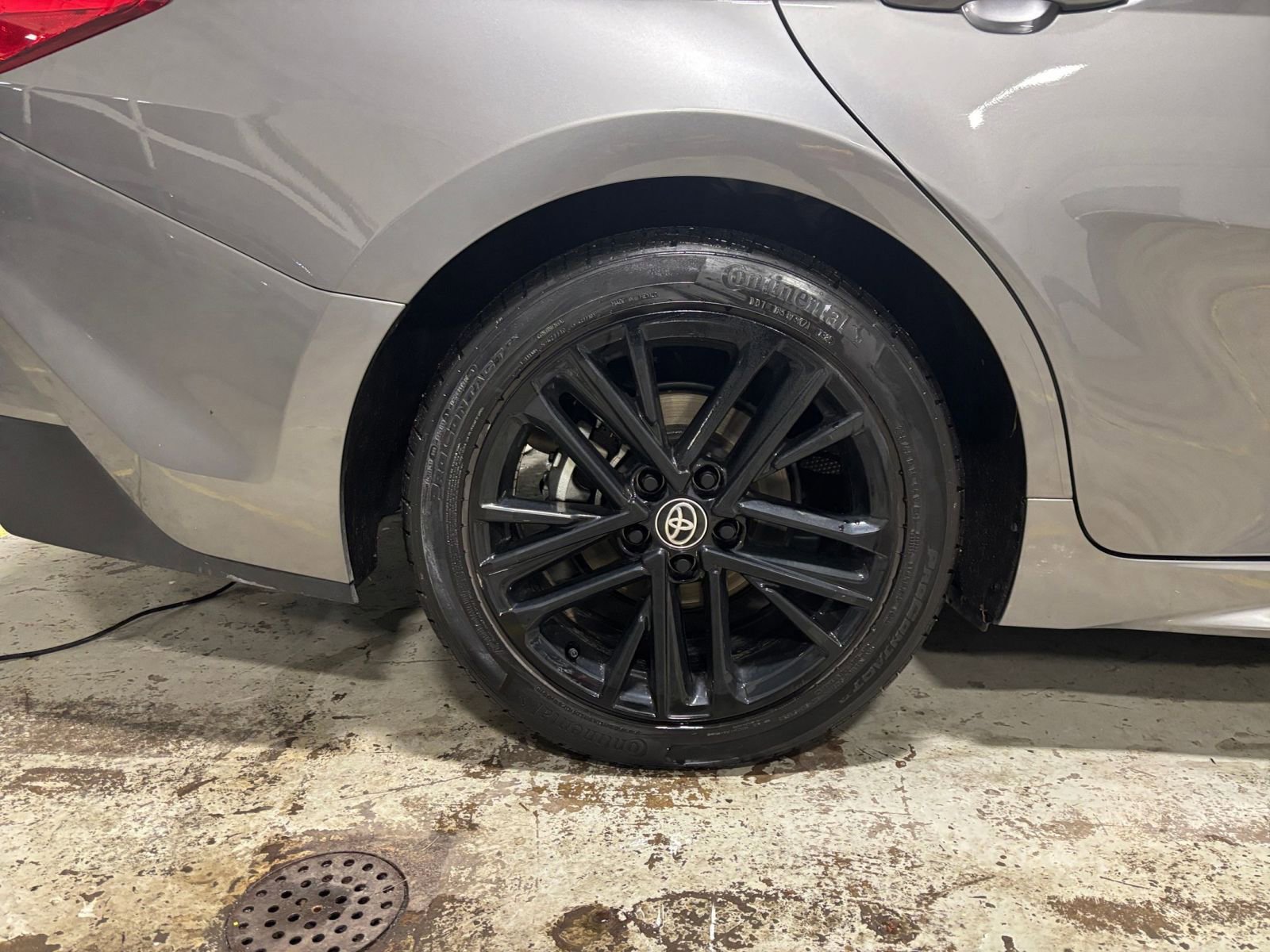 Thumbnail: 2025 Toyota Camry - 32