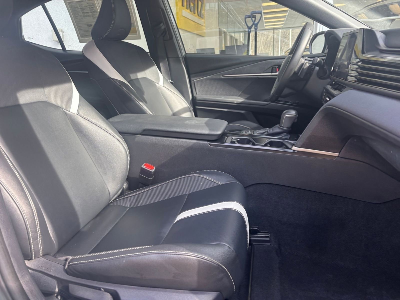 Thumbnail: 2025 Toyota Camry - 28