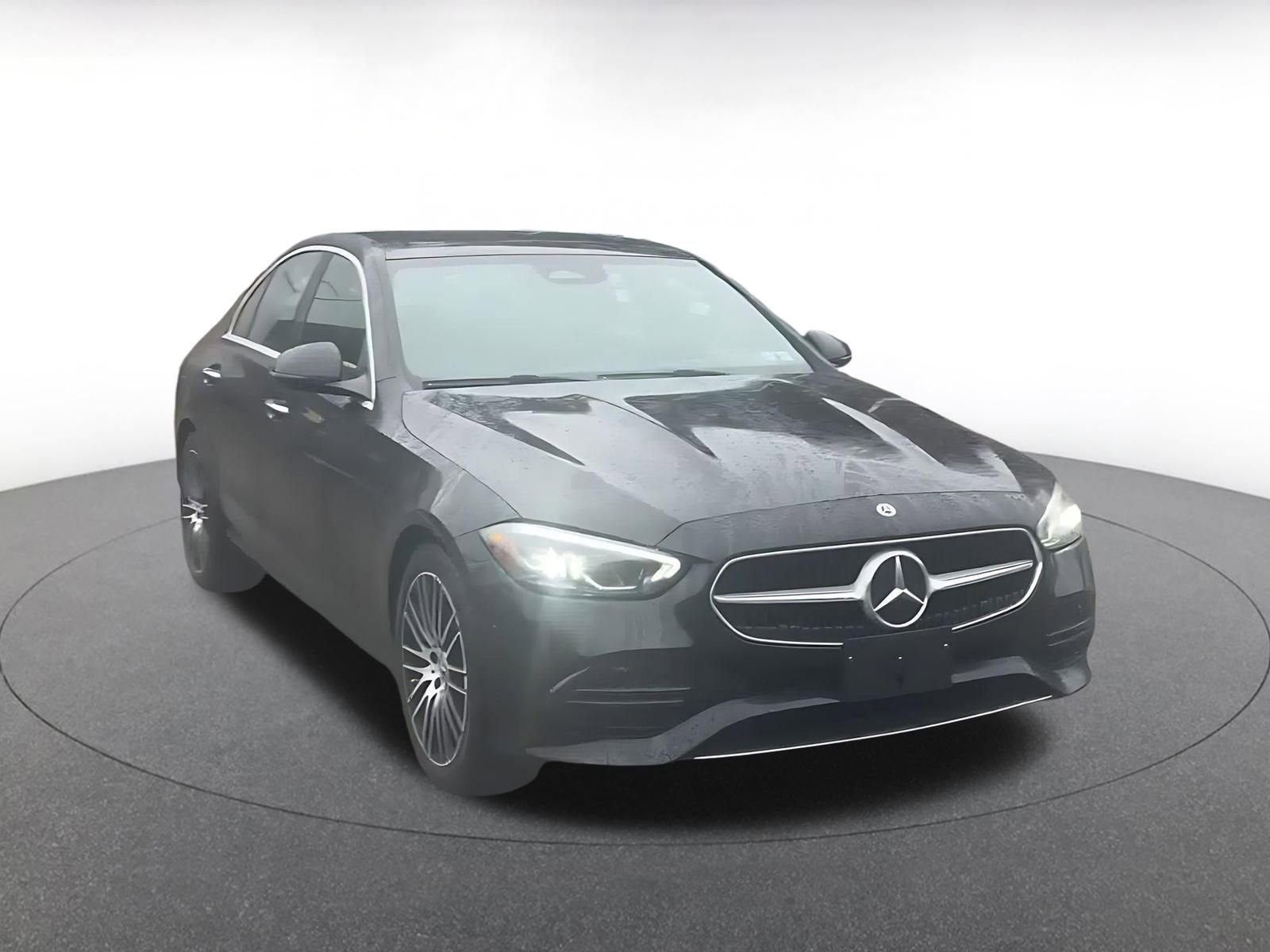 Thumbnail: 2024 Mercedes-Benz C-Class - 3