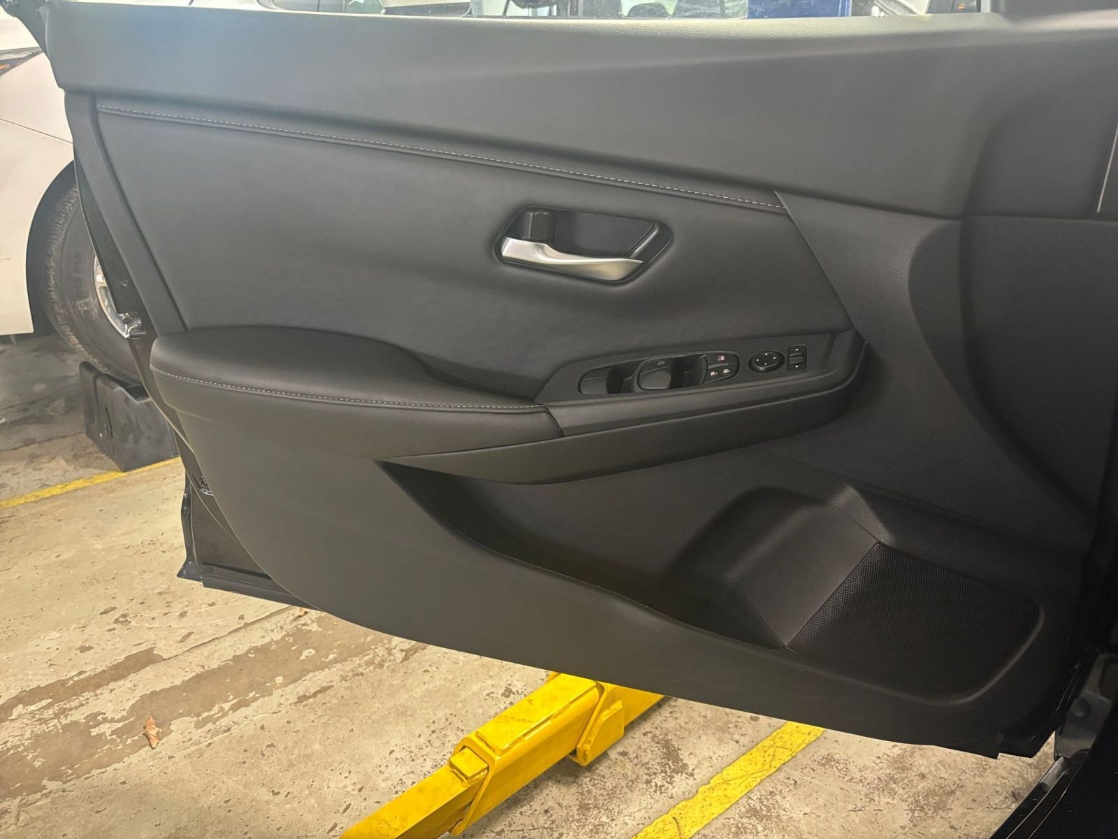 Thumbnail: 2025 Nissan Sentra - 18