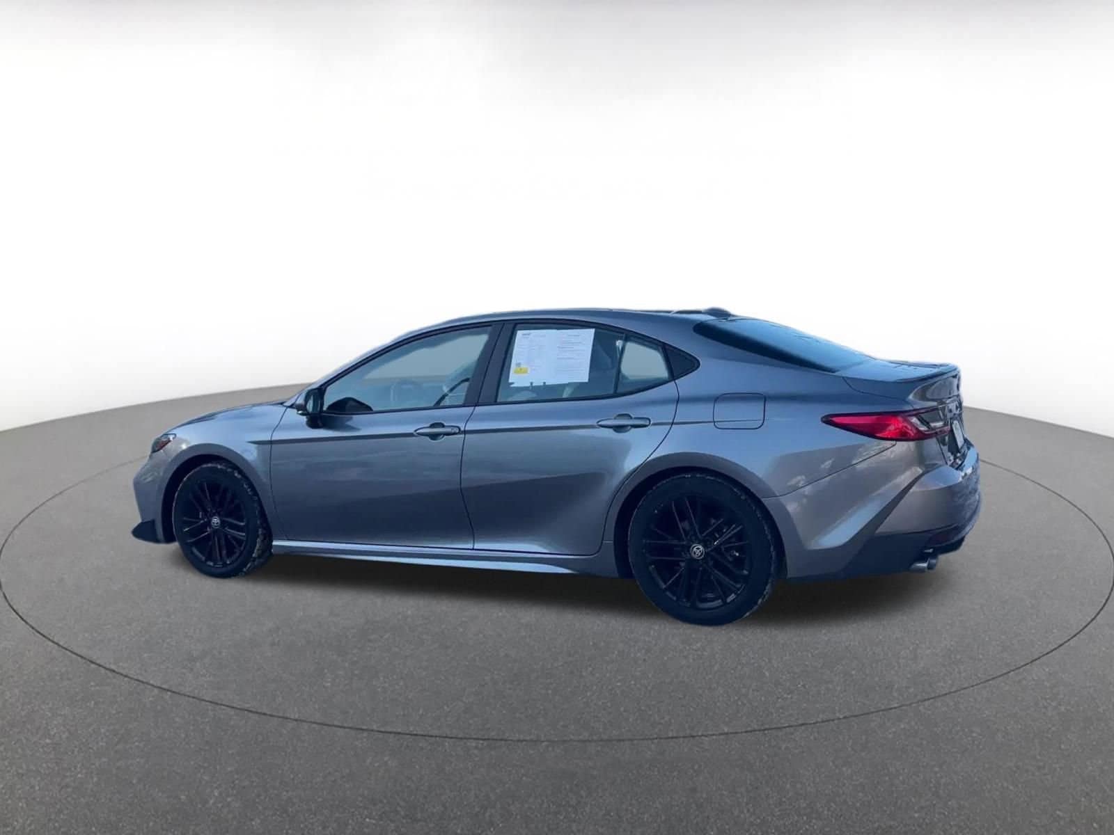 Thumbnail: 2025 Toyota Camry - 9