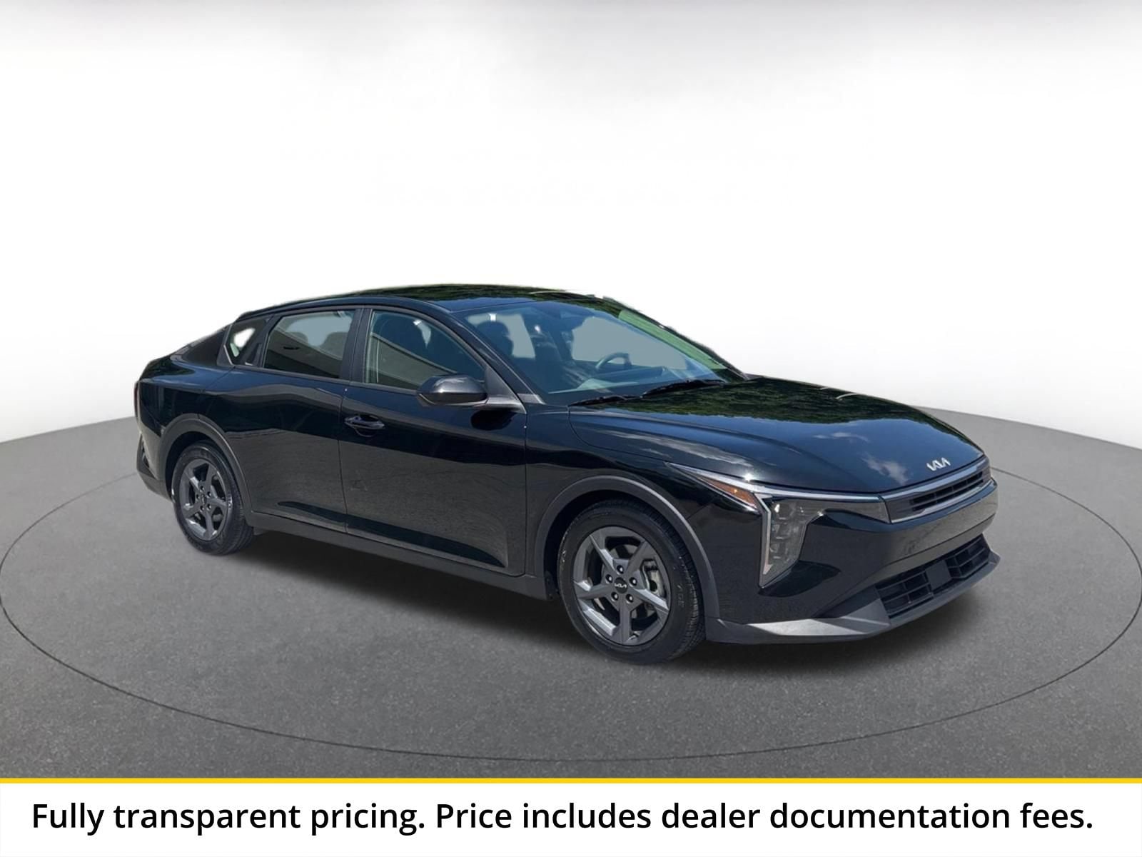 Thumbnail: 2025 Kia K4 - 1