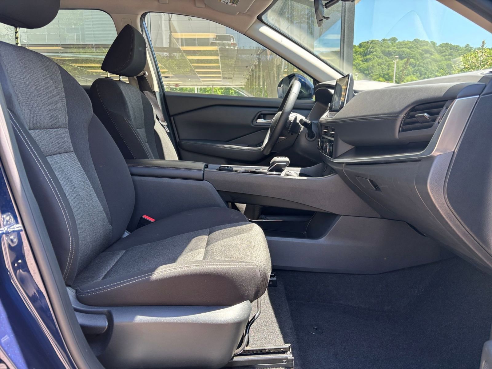 Thumbnail: 2025 Nissan Rogue - 29