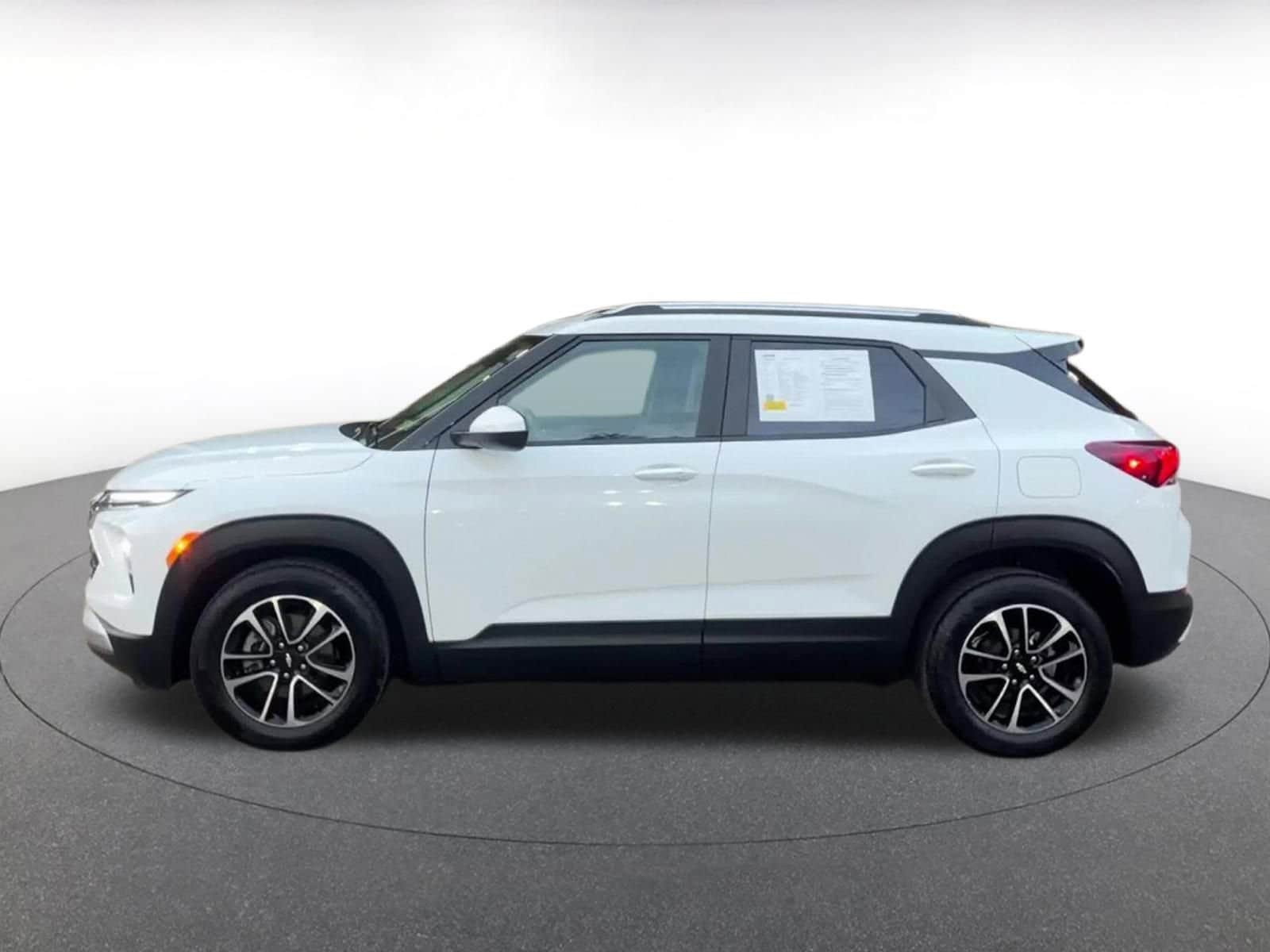 Thumbnail: 2025 Chevrolet TrailBlazer - 9