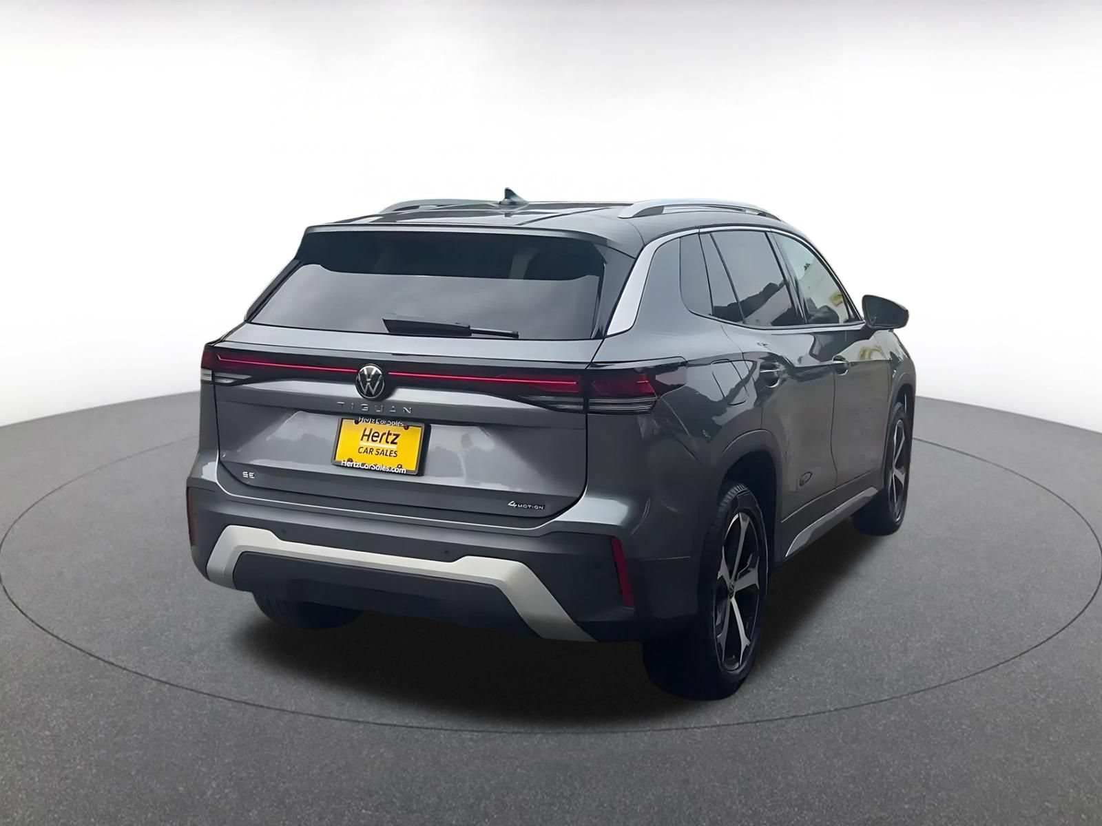 Thumbnail: 2026 Volkswagen Tiguan - 13