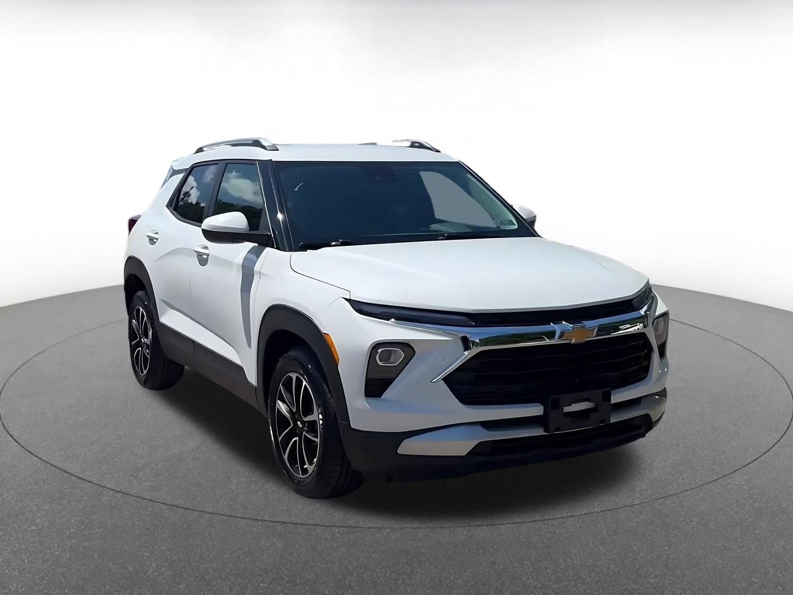 Thumbnail: 2025 Chevrolet TrailBlazer - 3