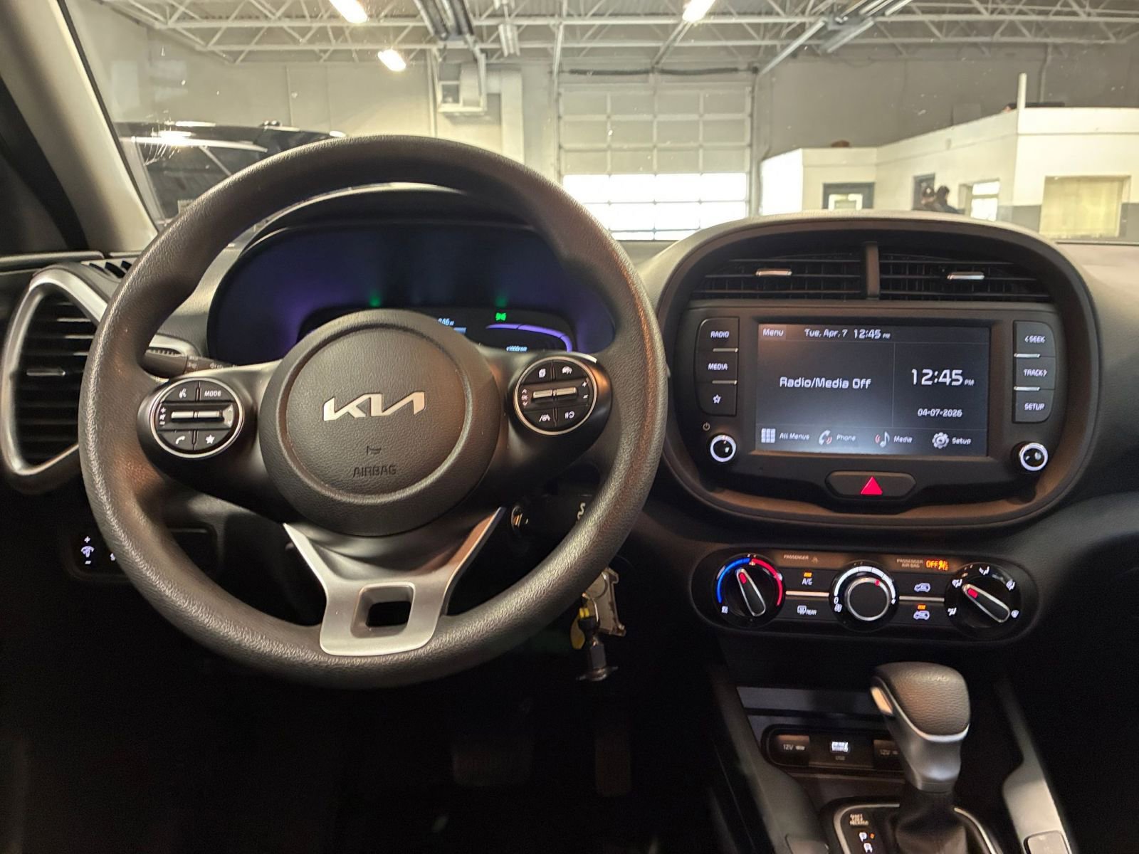 Thumbnail: 2025 Kia Soul - 32