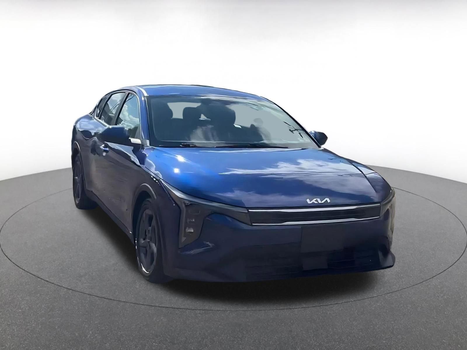 Thumbnail: 2025 Kia K4 - 3