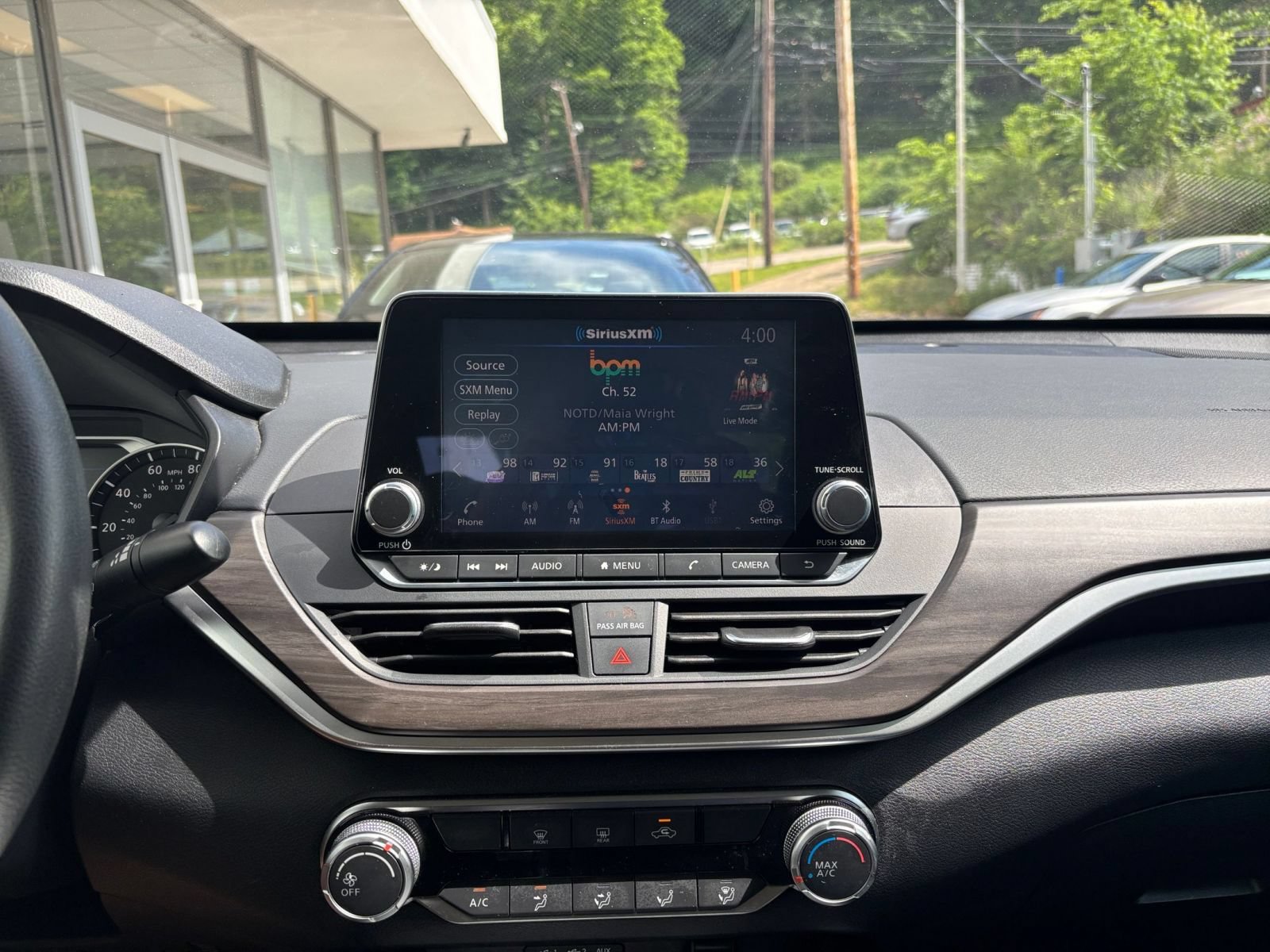 Thumbnail: 2025 Nissan Altima - 20
