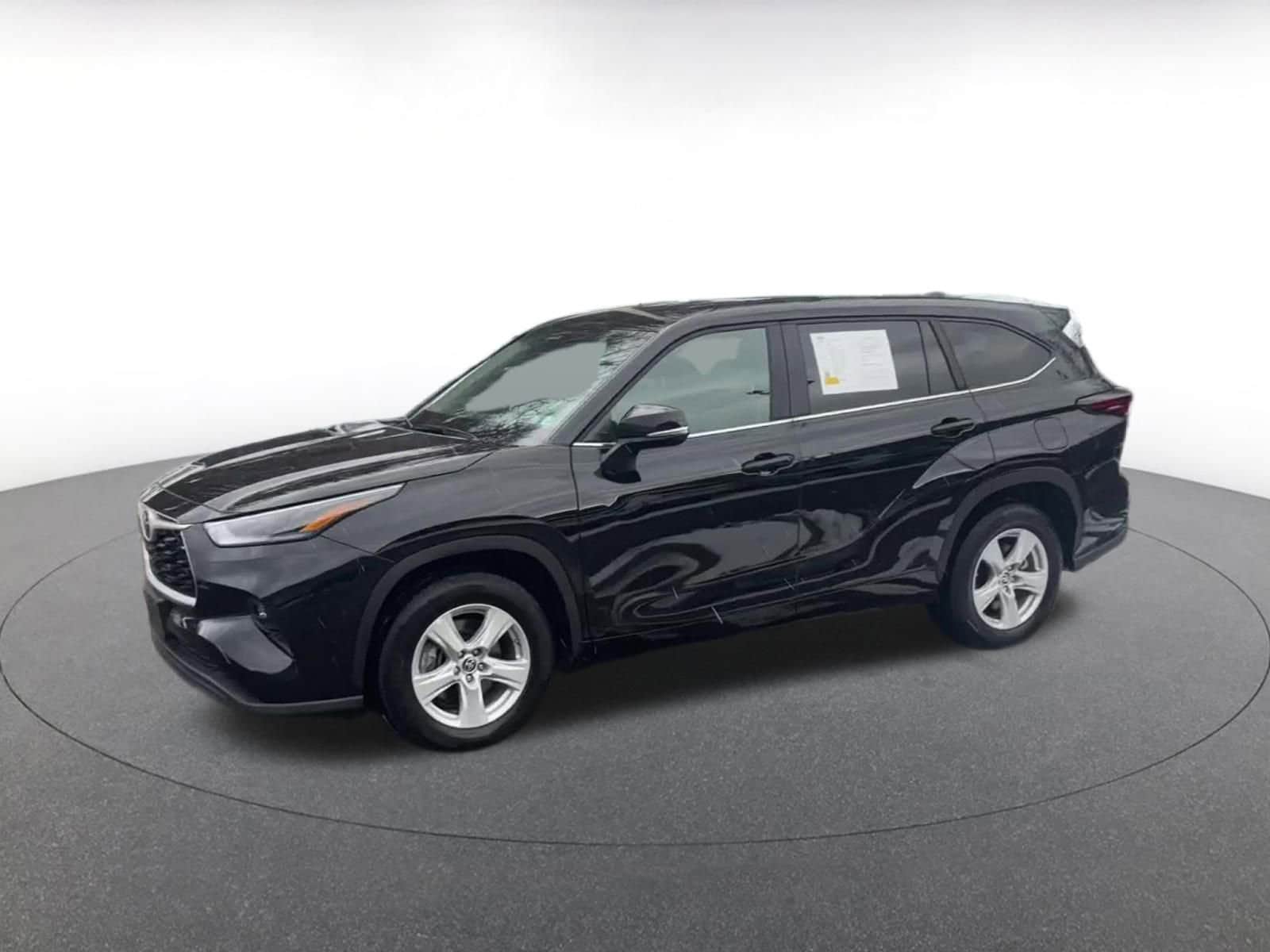 Thumbnail: 2025 Toyota Highlander - 8