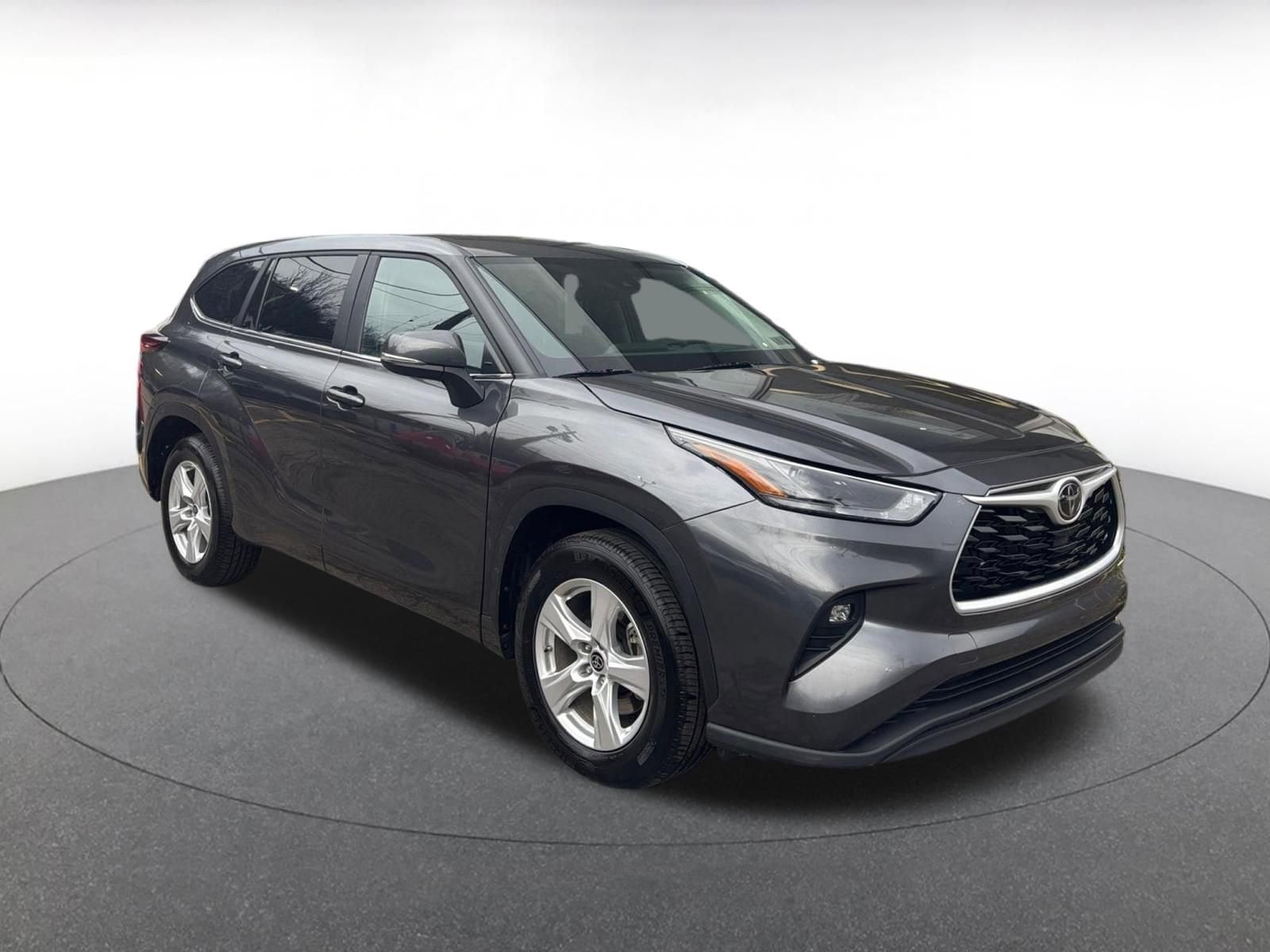 Thumbnail: 2025 Toyota Highlander - 1