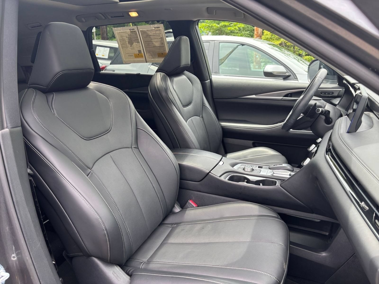 Thumbnail: 2026 INFINITI QX60 - 30