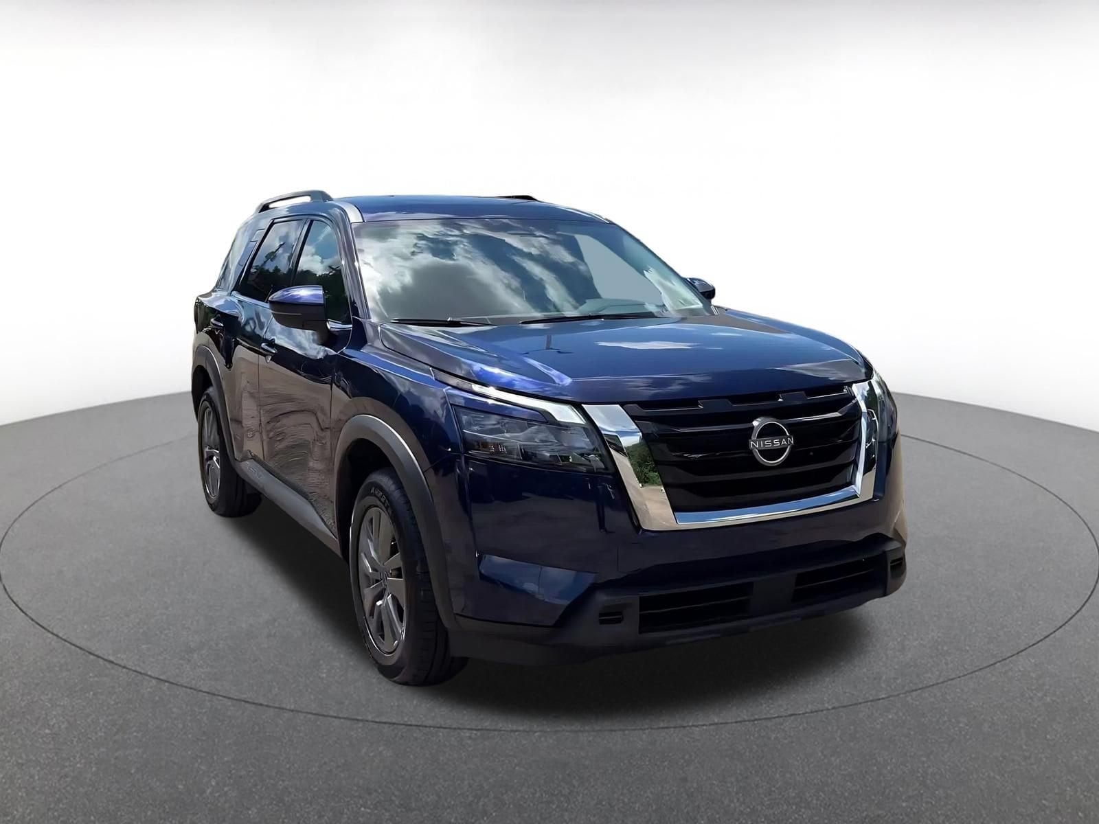 Thumbnail: 2025 Nissan Pathfinder - 3