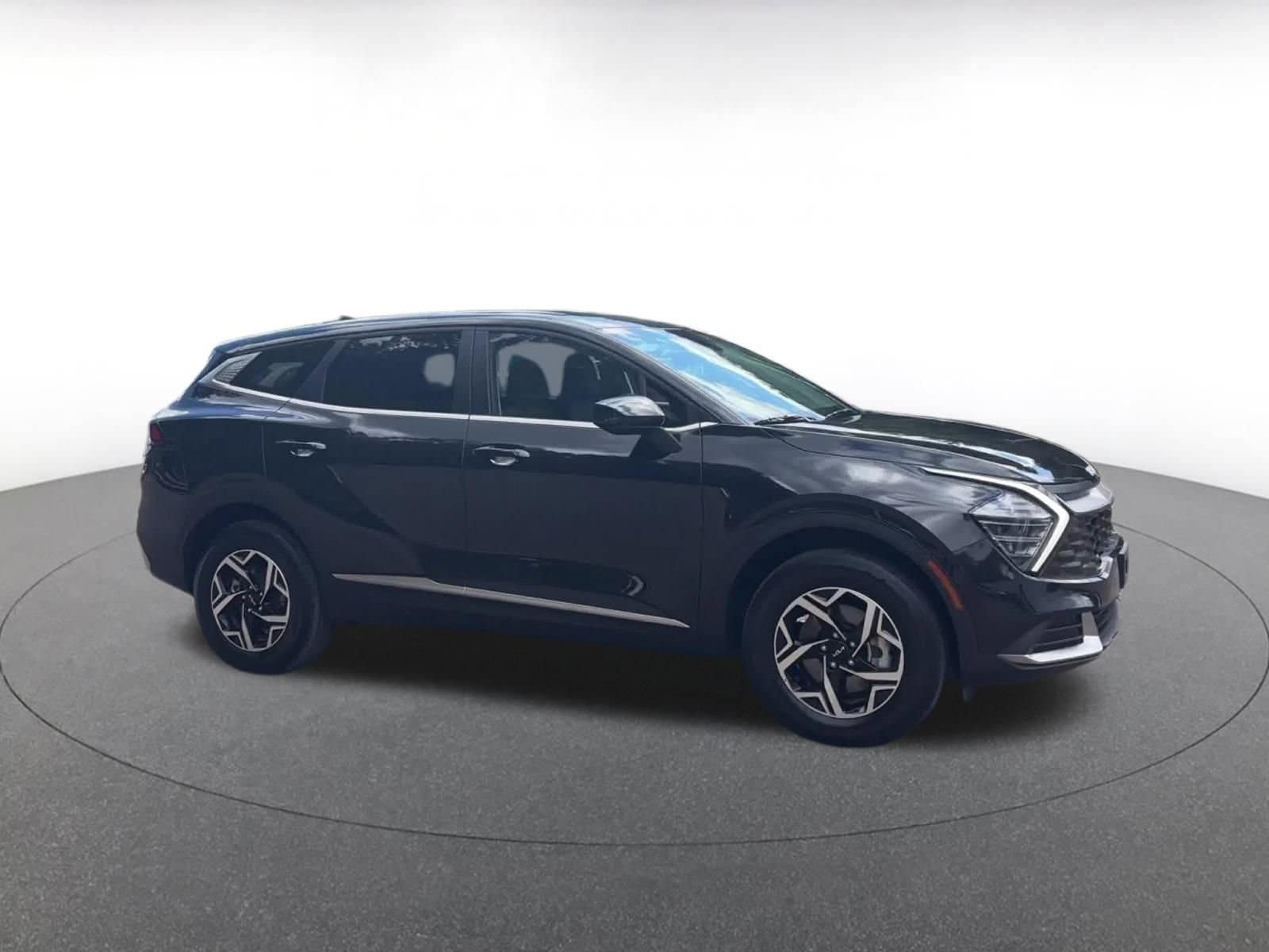 Thumbnail: 2024 Kia Sportage - 2