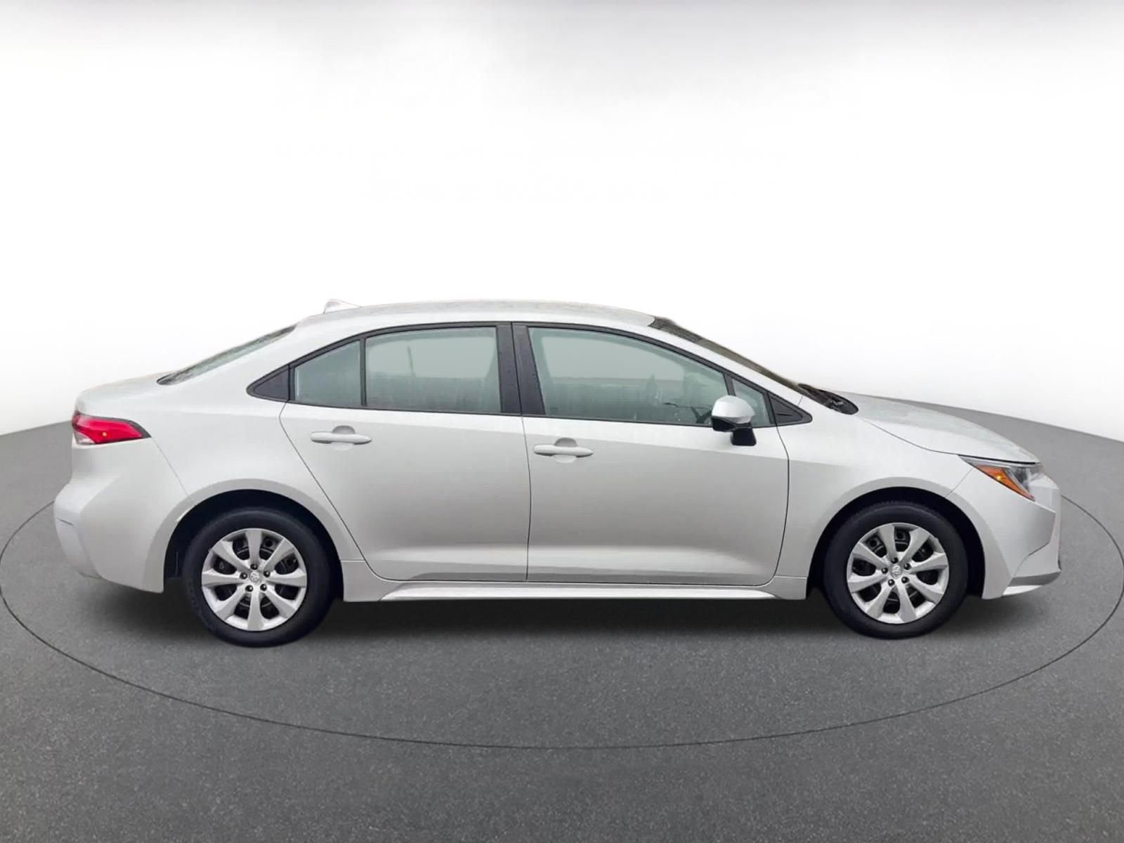 Thumbnail: 2025 Toyota Corolla - 16