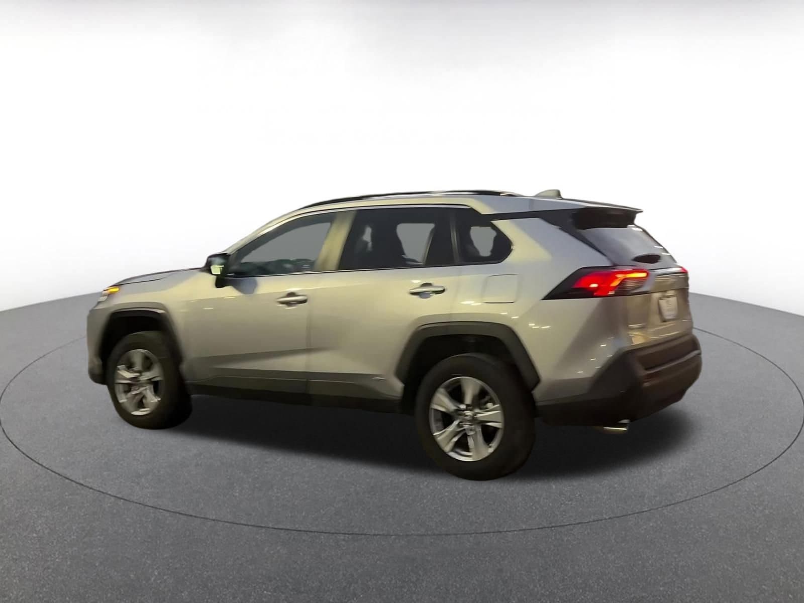 Thumbnail: 2025 Toyota RAV4 - 10