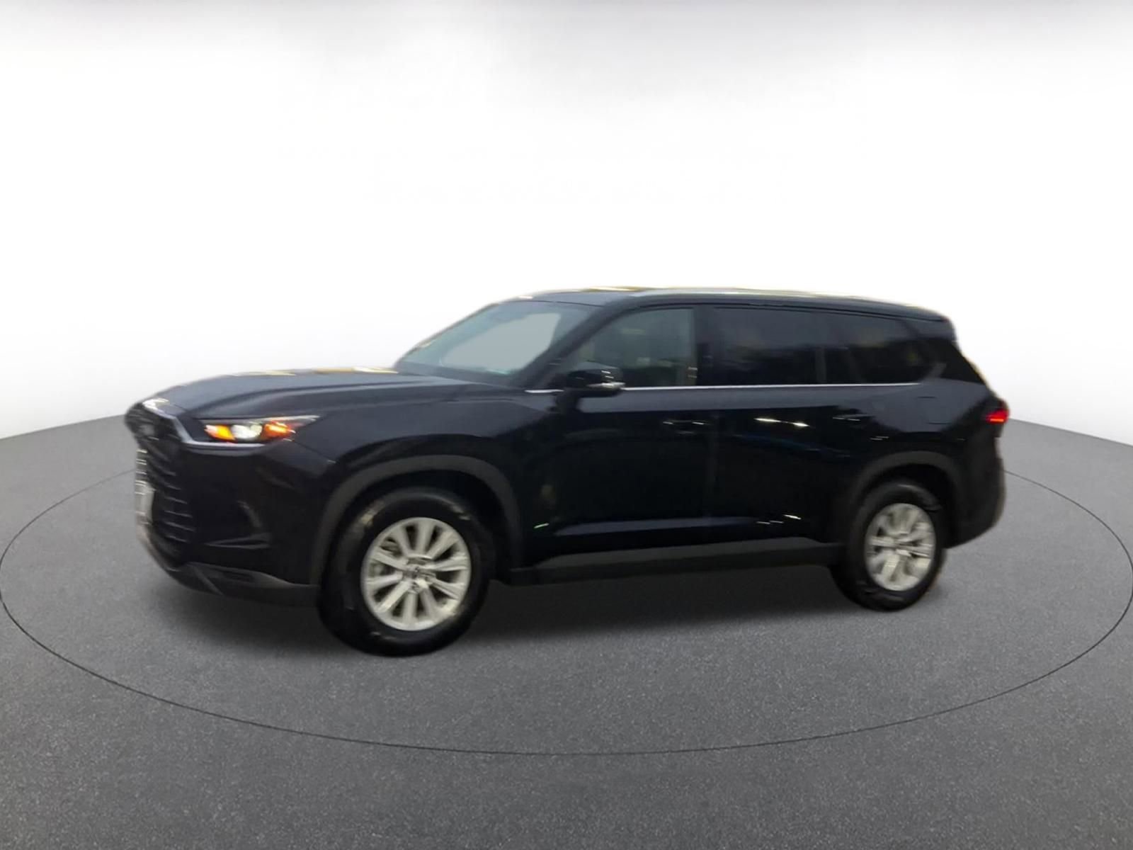 Thumbnail: 2025 Toyota Grand Highlander - 8