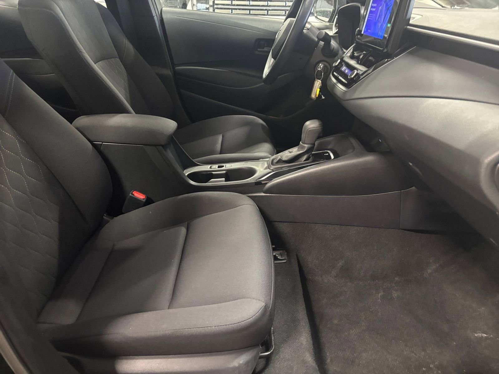 Thumbnail: 2025 Toyota Corolla - 25