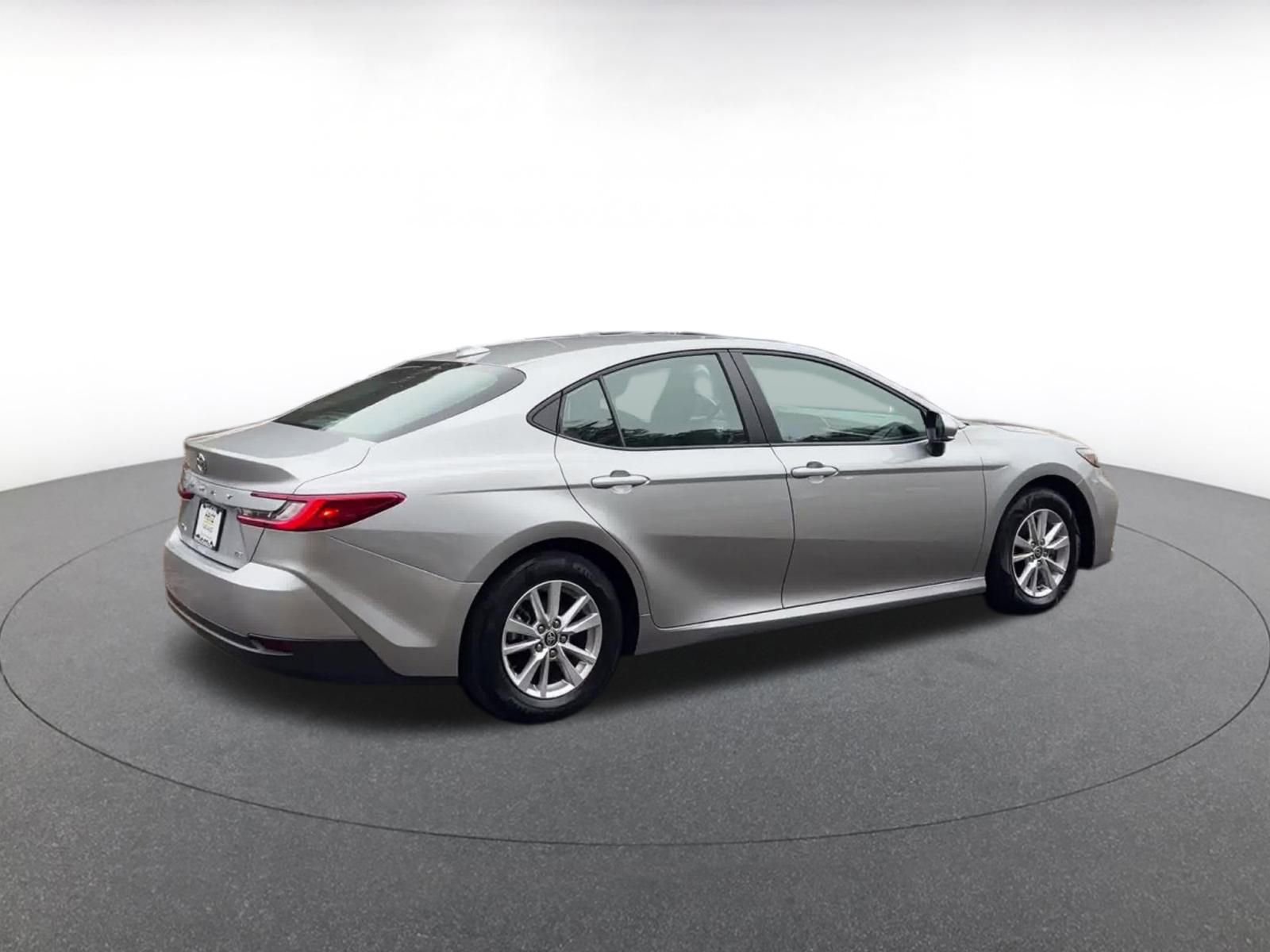 Thumbnail: 2025 Toyota Camry - 14