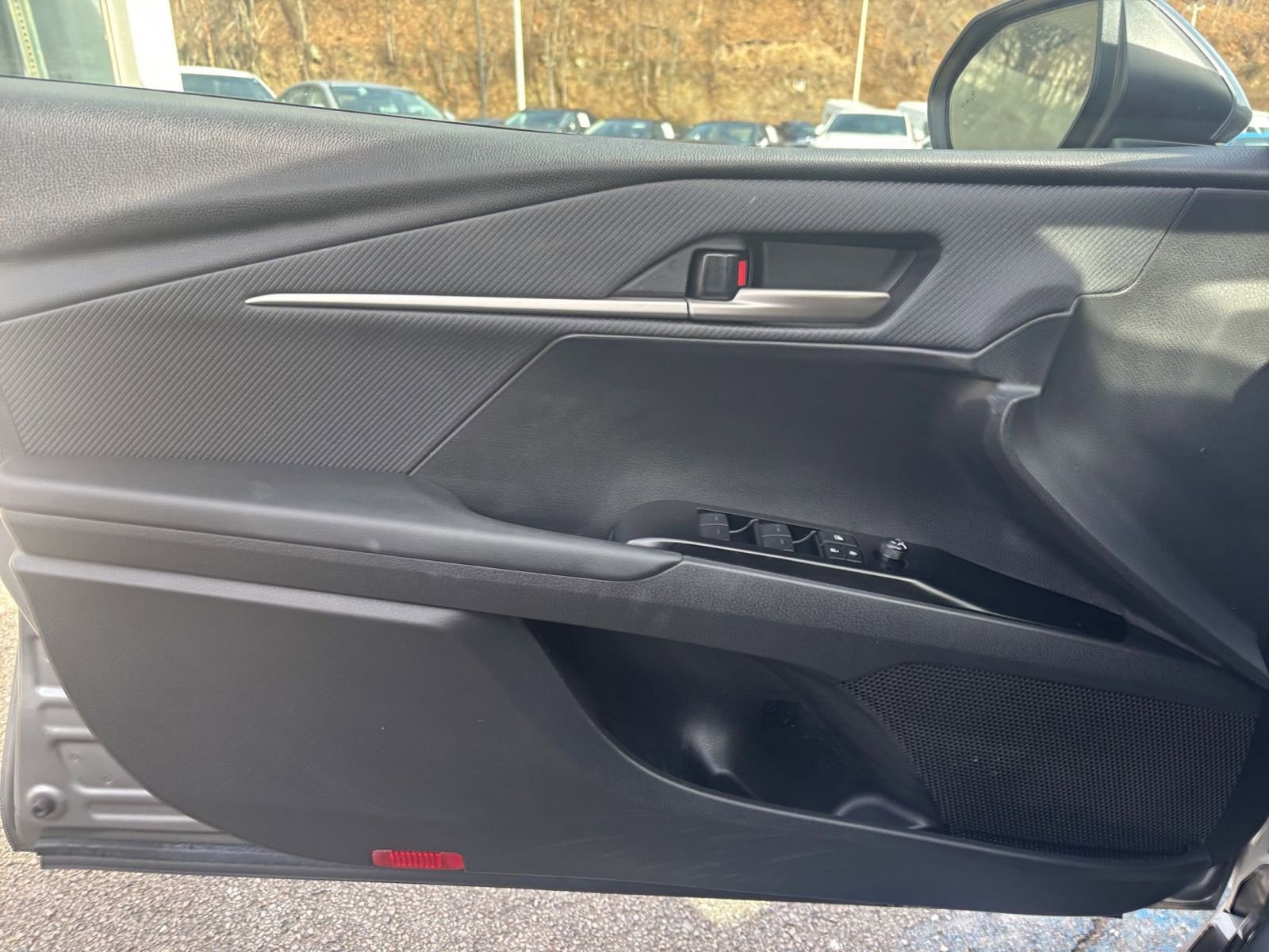 Thumbnail: 2025 Toyota Camry - 18