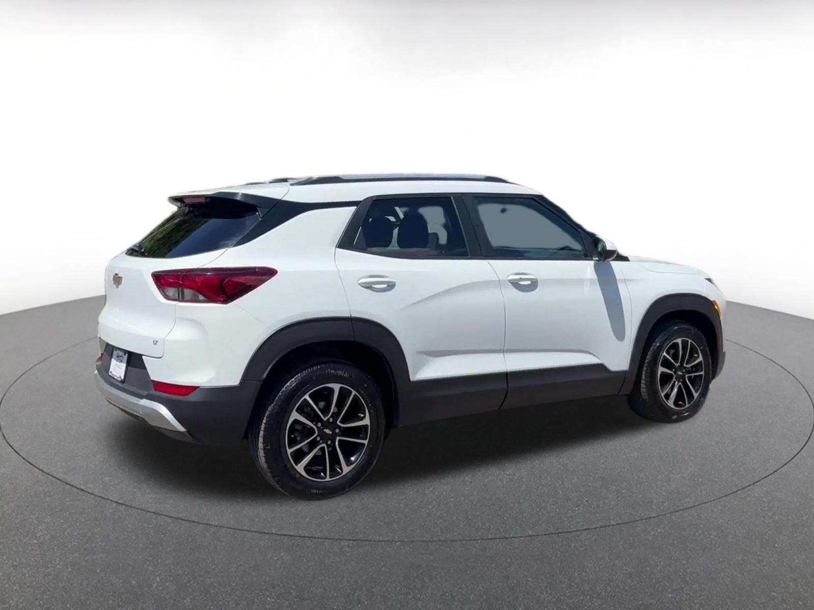 Thumbnail: 2025 Chevrolet TrailBlazer - 15