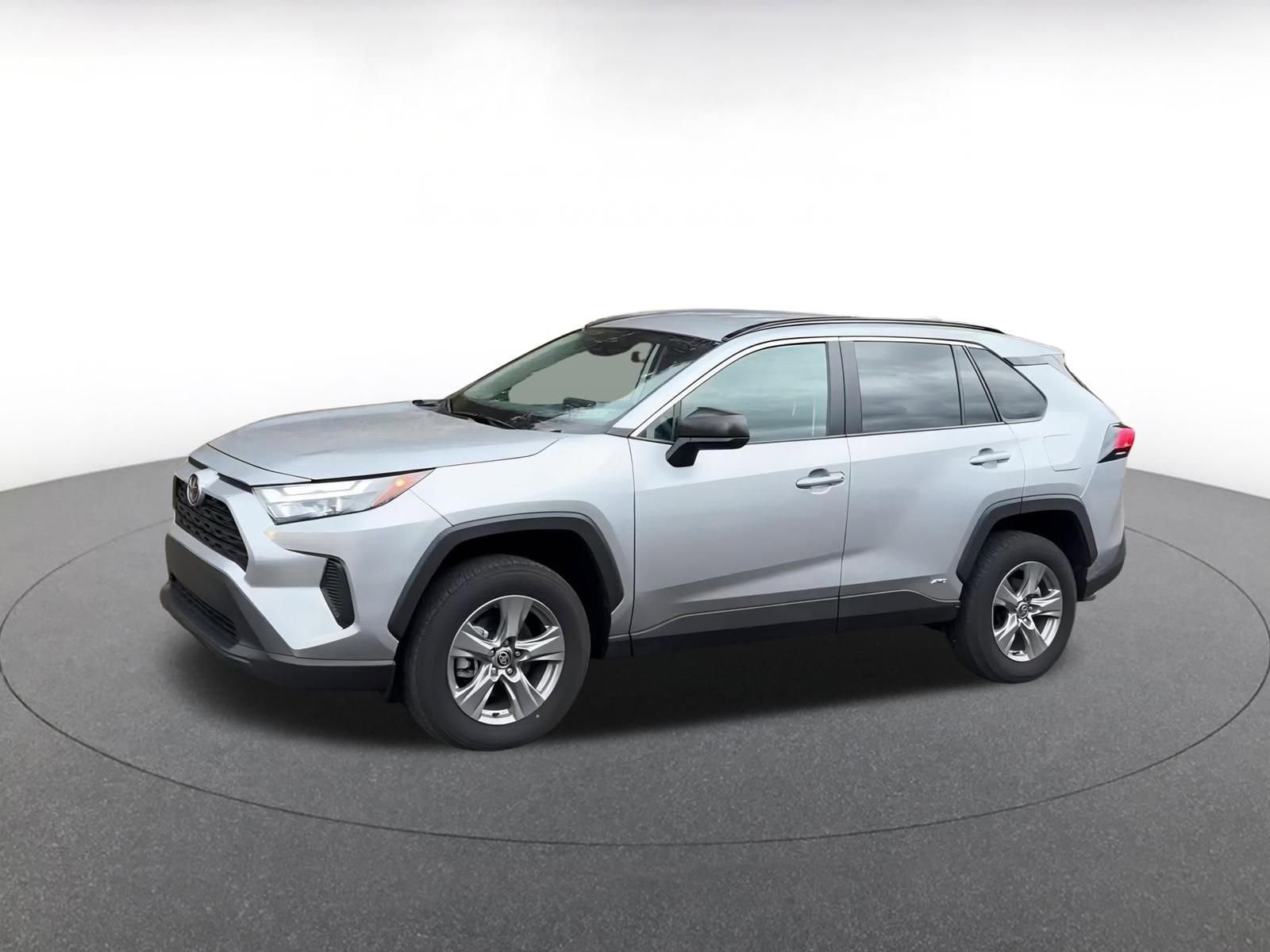 Thumbnail: 2025 Toyota RAV4 - 8